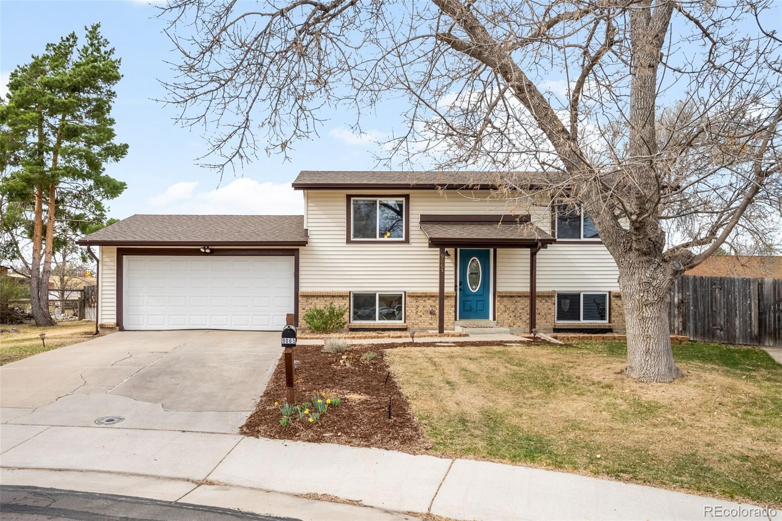  Broomfield Home | MLS #: 98825179065  Estes Street, Broomfield Beds: 3 Baths: 2 Price: $560,000