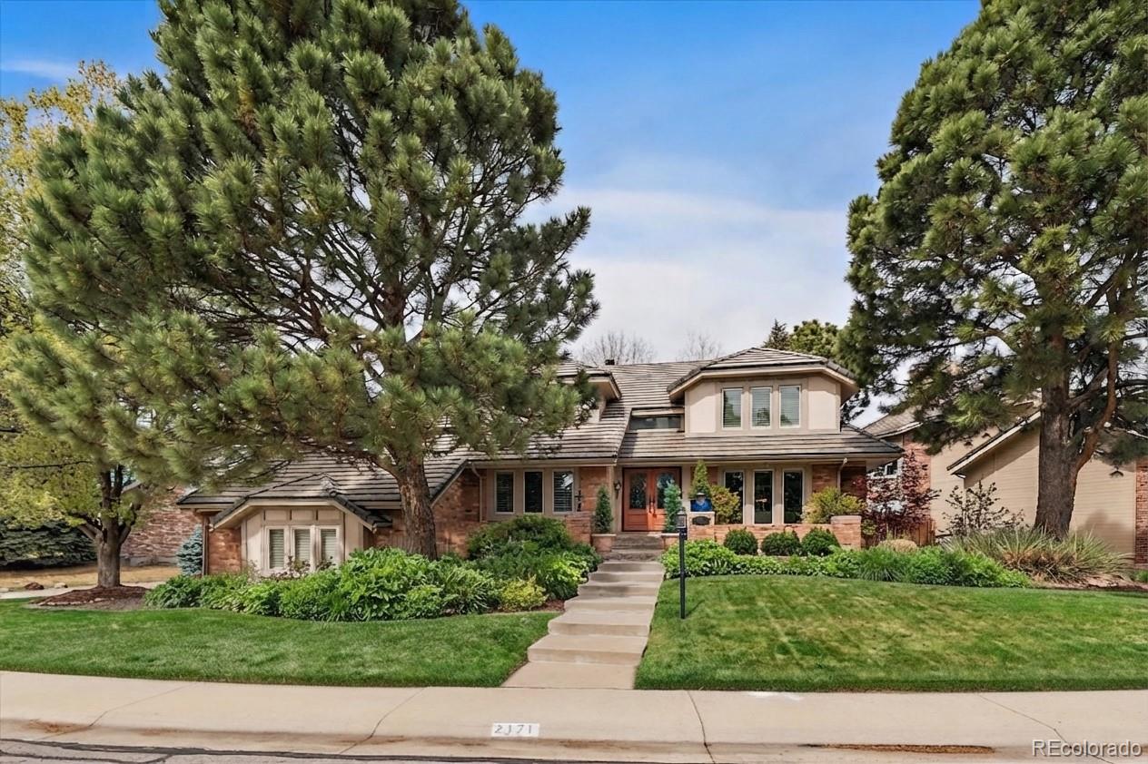Heritage West Lakewood Home | MLS #: 39160532171 S Parfet Drive, Lakewood Beds: 5 Baths: 5 Price: $1,299,000