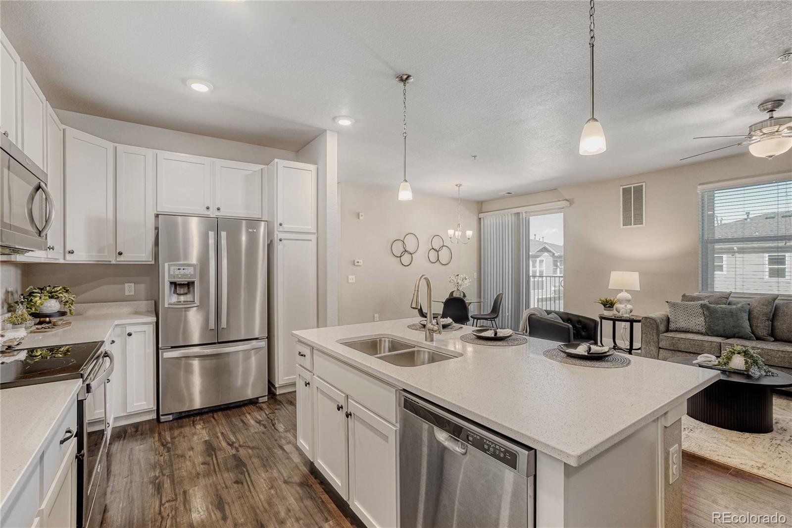  Arvada Condo / Townhome | MLS #: 755189215295 W 64th Lane 207, Arvada Beds: 2 Baths: 2 Price: $425,000
