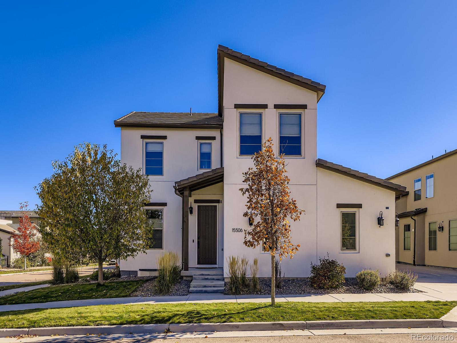 15506 w la salle pl place, Lakewood sold home. Closed on 2026-06-12 for $925,000.
