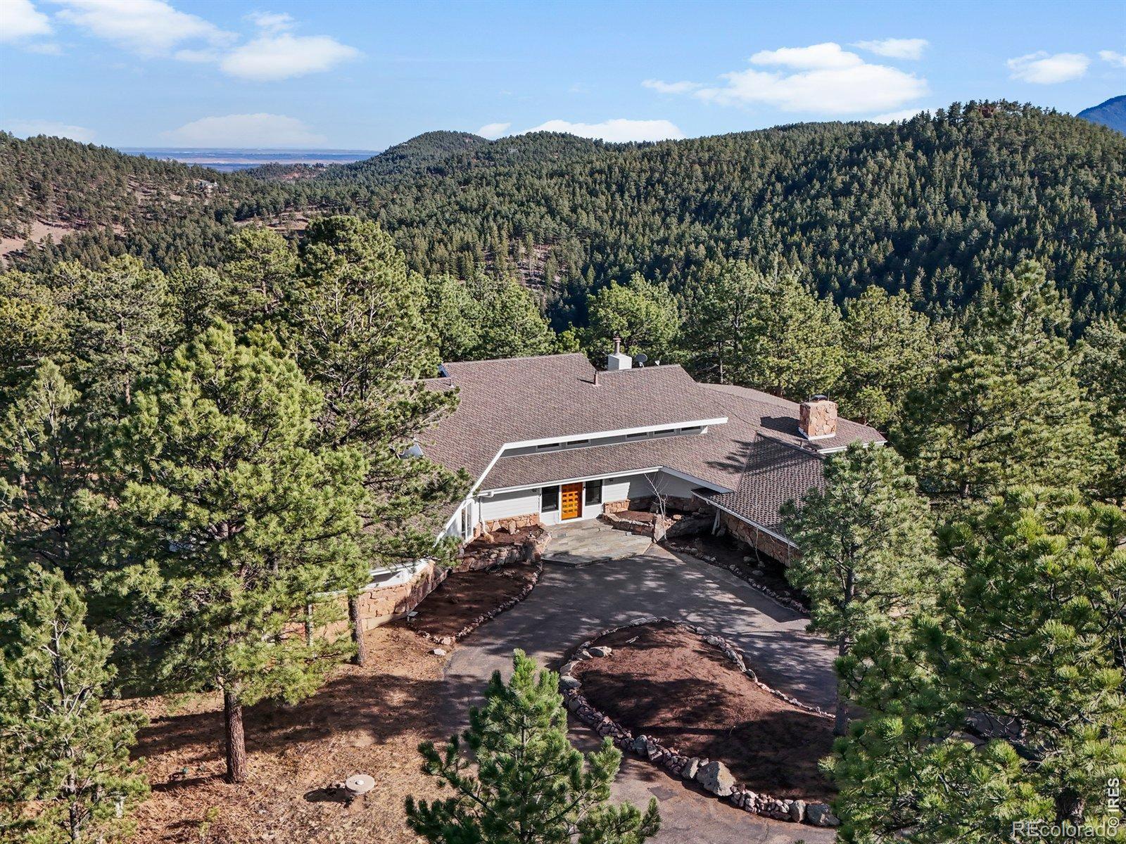 4300 sunshine canyon drive, Boulder sold home. Closed on 2026-09-02 for $2,400,000.