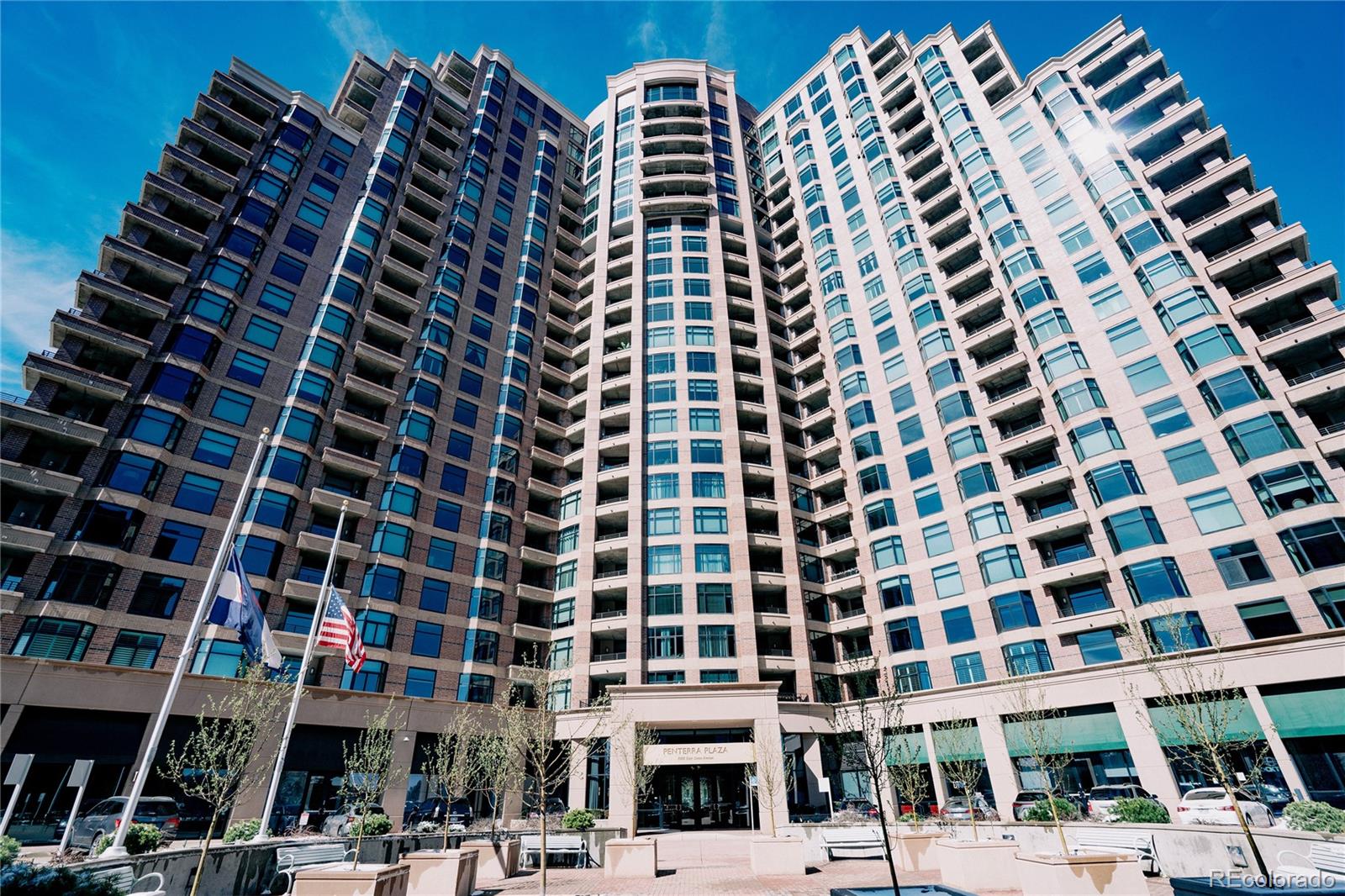 Penterra Plaza Denver Condo / Townhome | MLS #: 45681318100 E Union Avenue 1709, Denver Beds: 1 Baths: 1 Price: $480,000