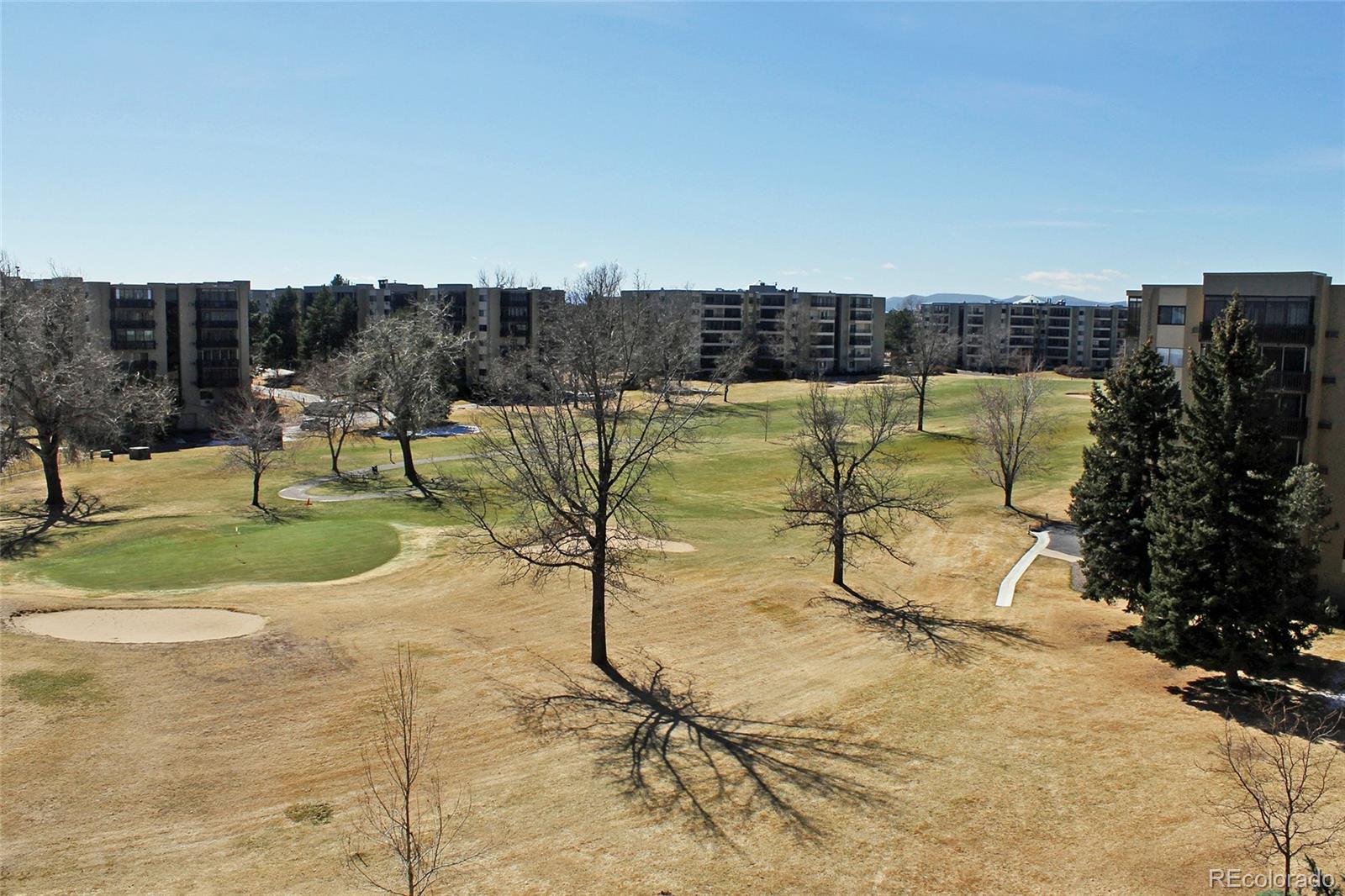Heather Gardens Aurora Condo / Townhome | MLS #: 297089114102 E Linvale Place 605, Aurora Beds: 2 Baths: 2 Price: $350,000
