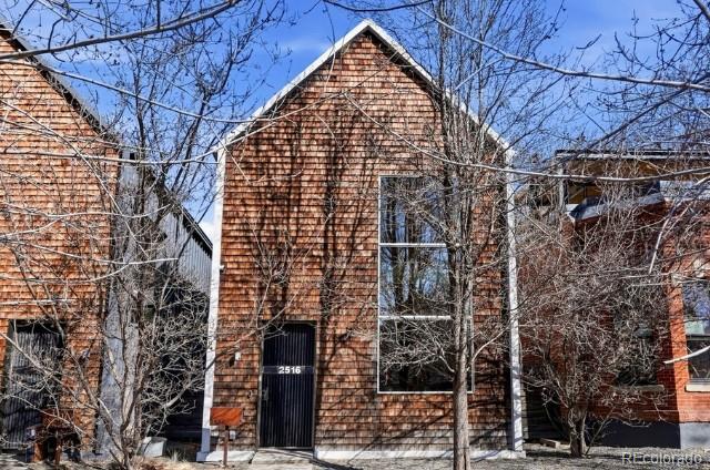 2516 n clarkson street, Denver sold home. Closed on 2026-04-20 for $1,165,000.