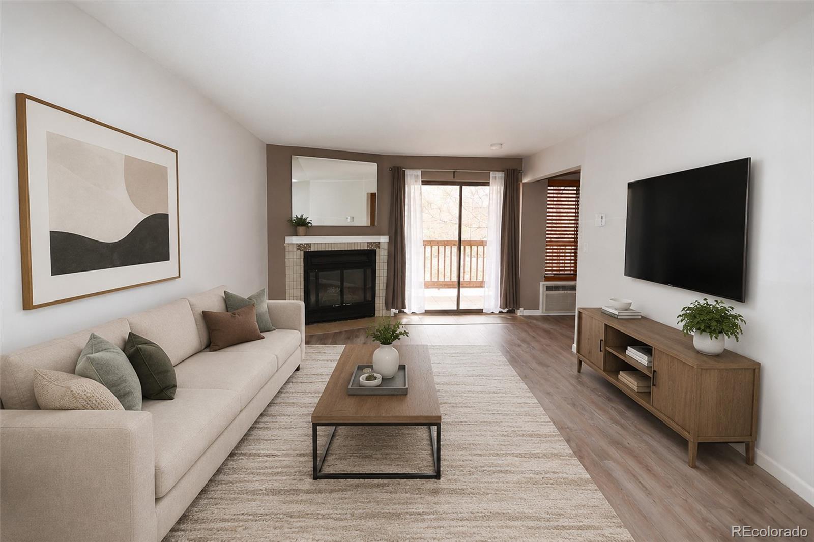  Aurora Condo / Townhome | MLS #: 418543414780 E Kentucky Drive 428, Aurora Beds: 1 Baths: 1 Price: $125,000