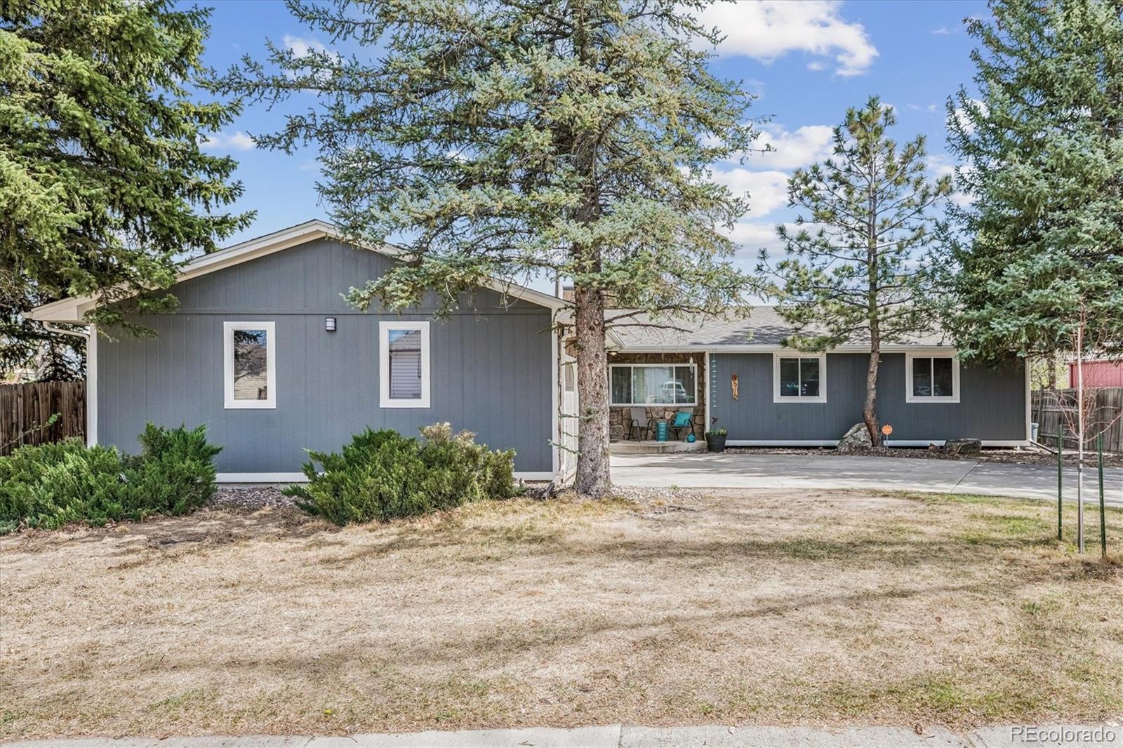  Broomfield Home | MLS #: 46325729516  Webster Way, Broomfield Beds: 4 Baths: 2 Price: $615,000