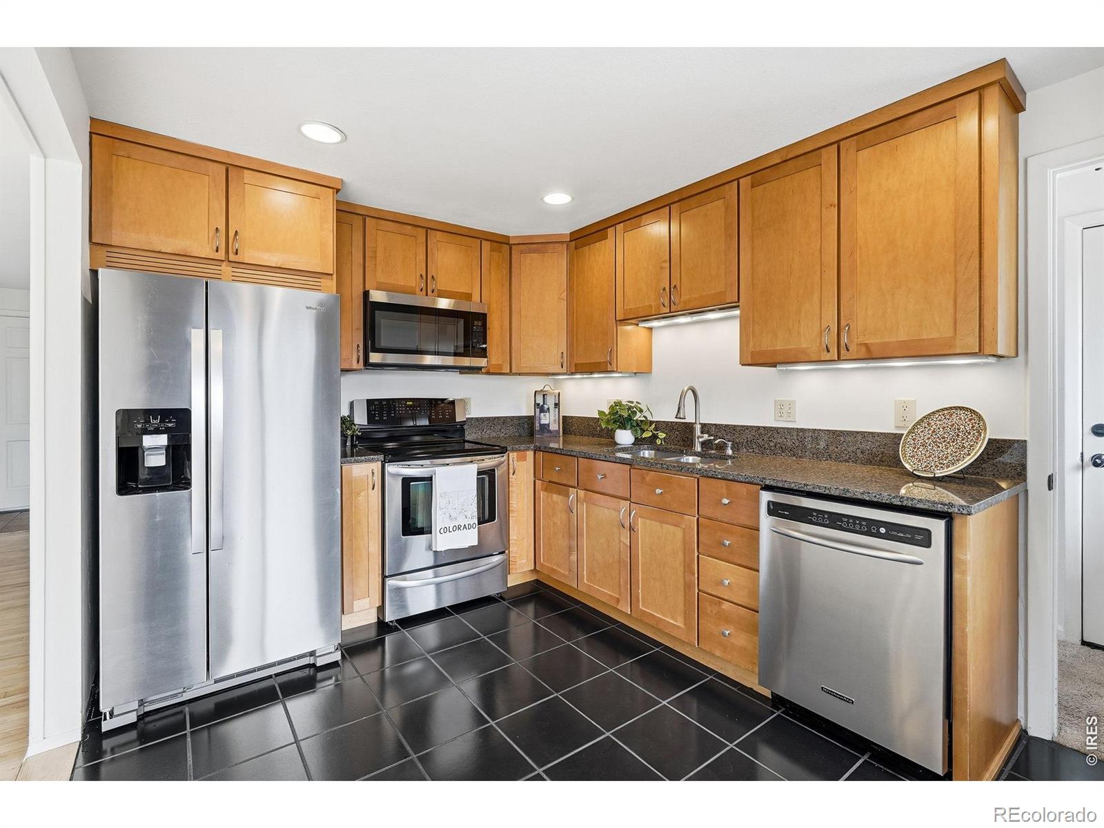 Keewaydin Meadows Boulder Home | MLS #: 4567891053783130  Cherokee Way, Boulder Beds: 5 Baths: 3 Price: $935,000