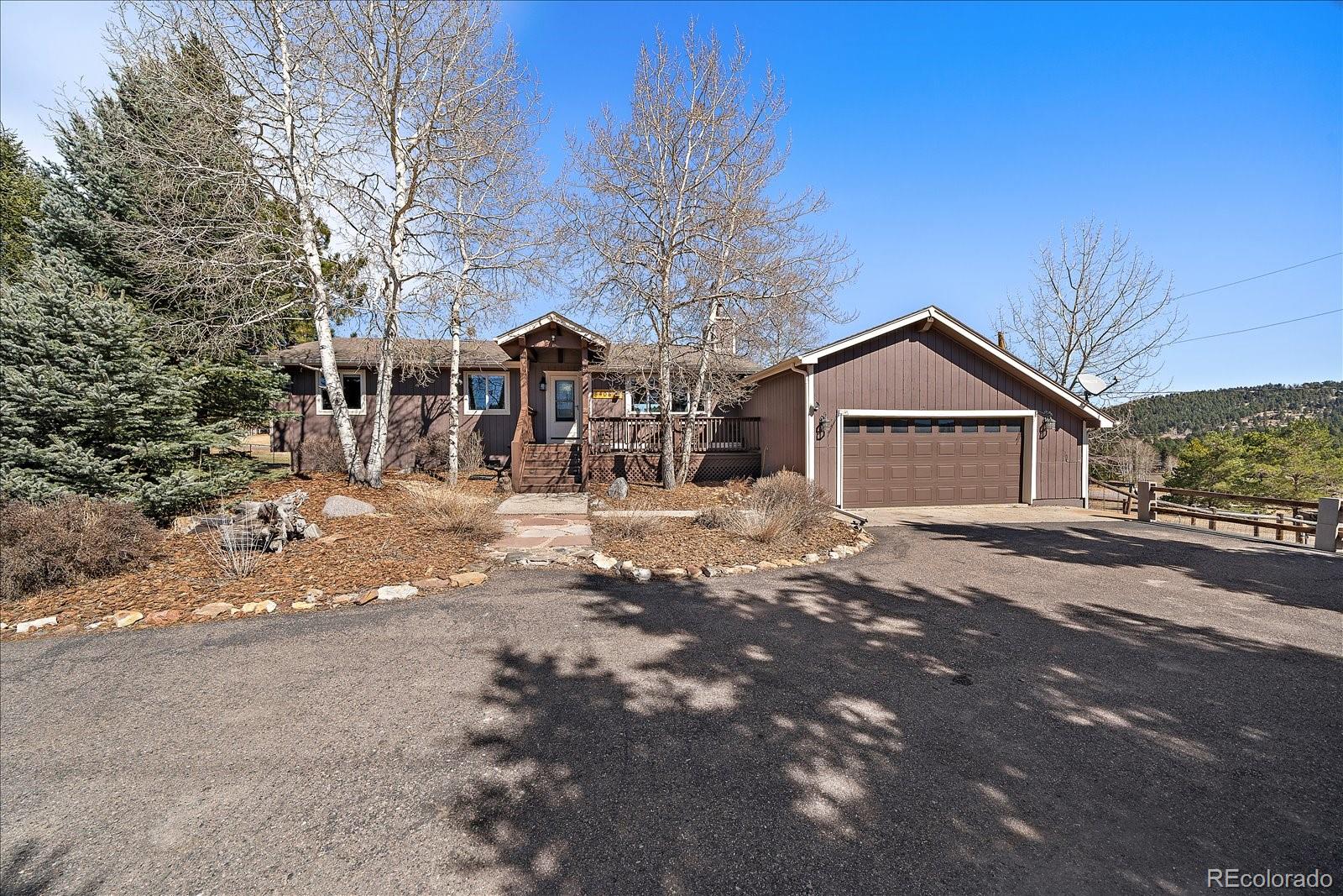  Evergreen Home | MLS #: 94541858406 S Custer Lane, Evergreen Beds: 4 Baths: 3 Price: $875,000