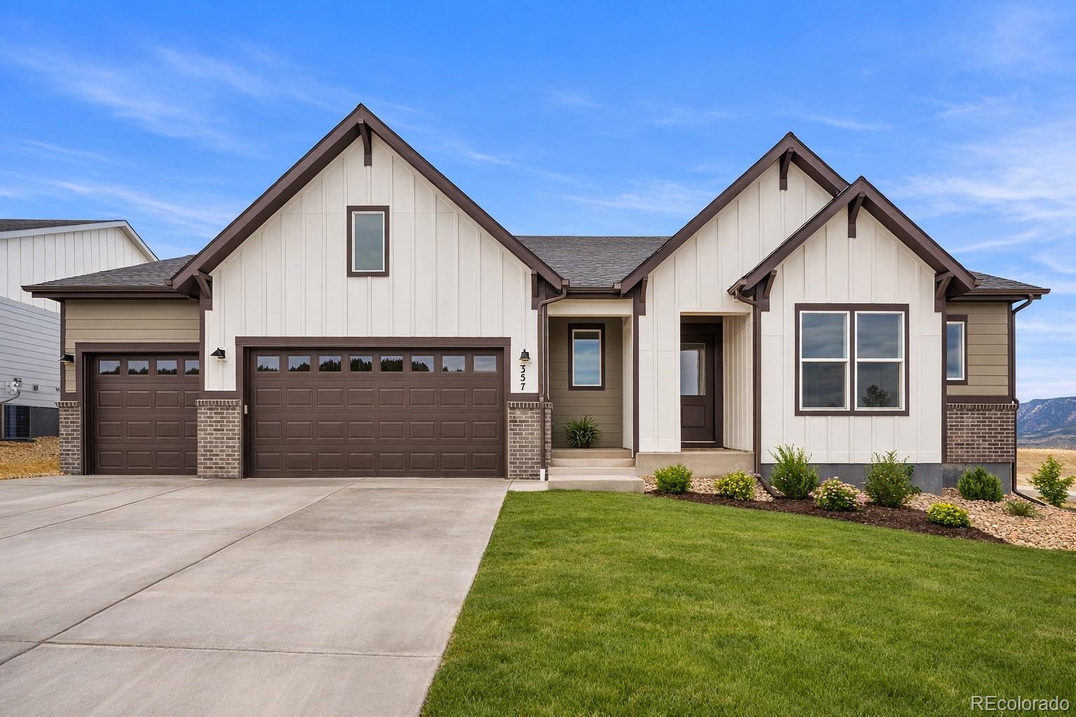 Jackson Creek Monument Home | MLS #: 9042450357  Grand Summit Drive, Monument Beds: 5 Baths: 4 Price: $841,690