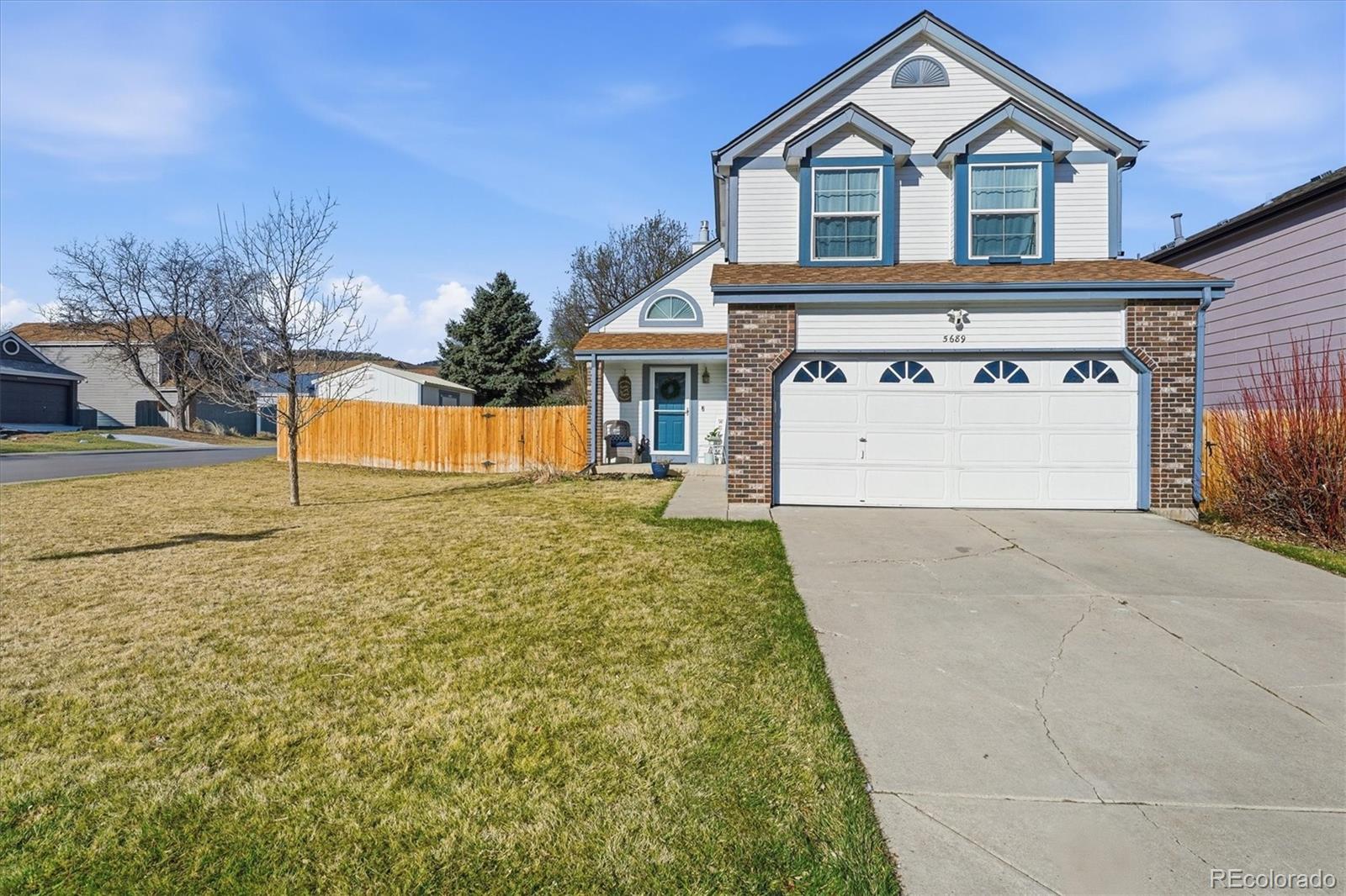 Alkire Acres Littleton Home | MLS #: 17487775689 S Youngfield Way, Littleton Beds: 3 Baths: 3 Price: $599,000