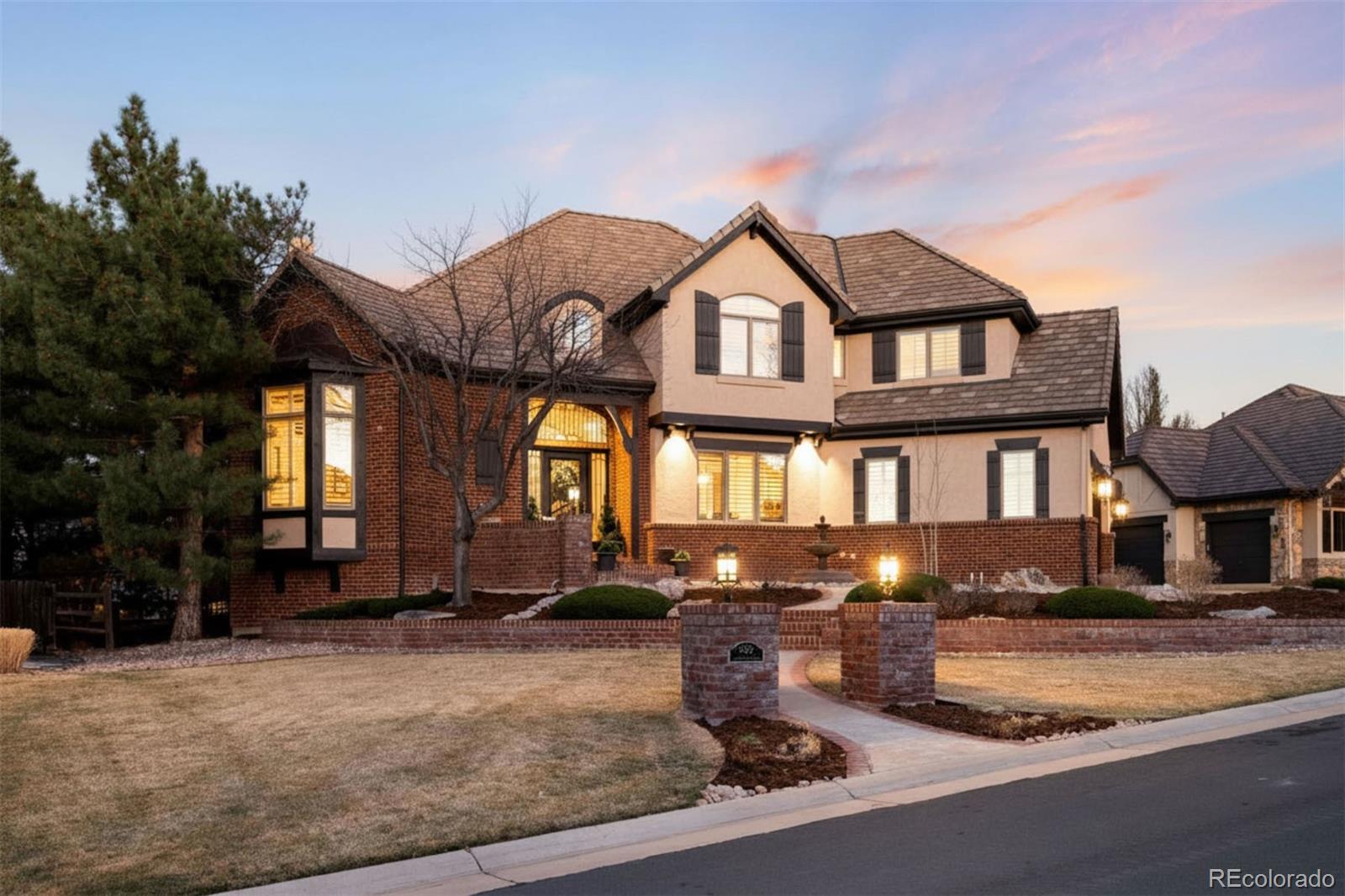  Lone Tree Home | MLS #: 32421129329 E Star Hill Trail, Lone Tree Beds: 5 Baths: 5 Price: $1,985,000