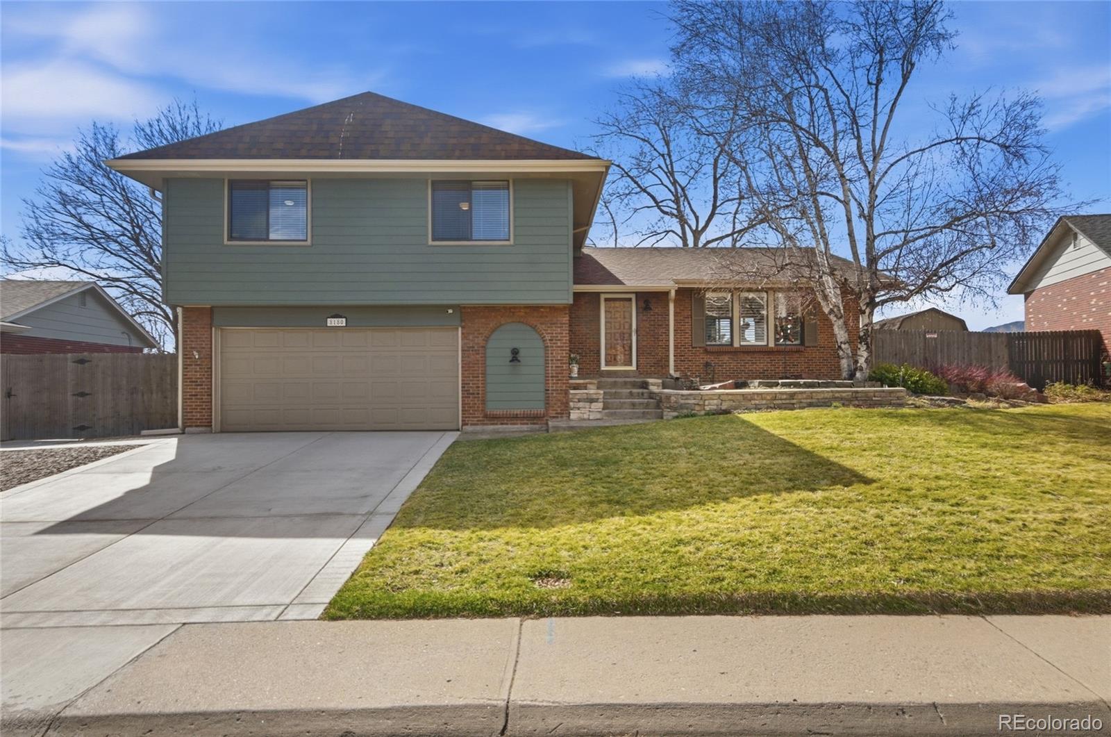 Woodmar Littleton Home | MLS #: 31958628180 W Hoover Place, Littleton Beds: 3 Baths: 3 Price: $699,998