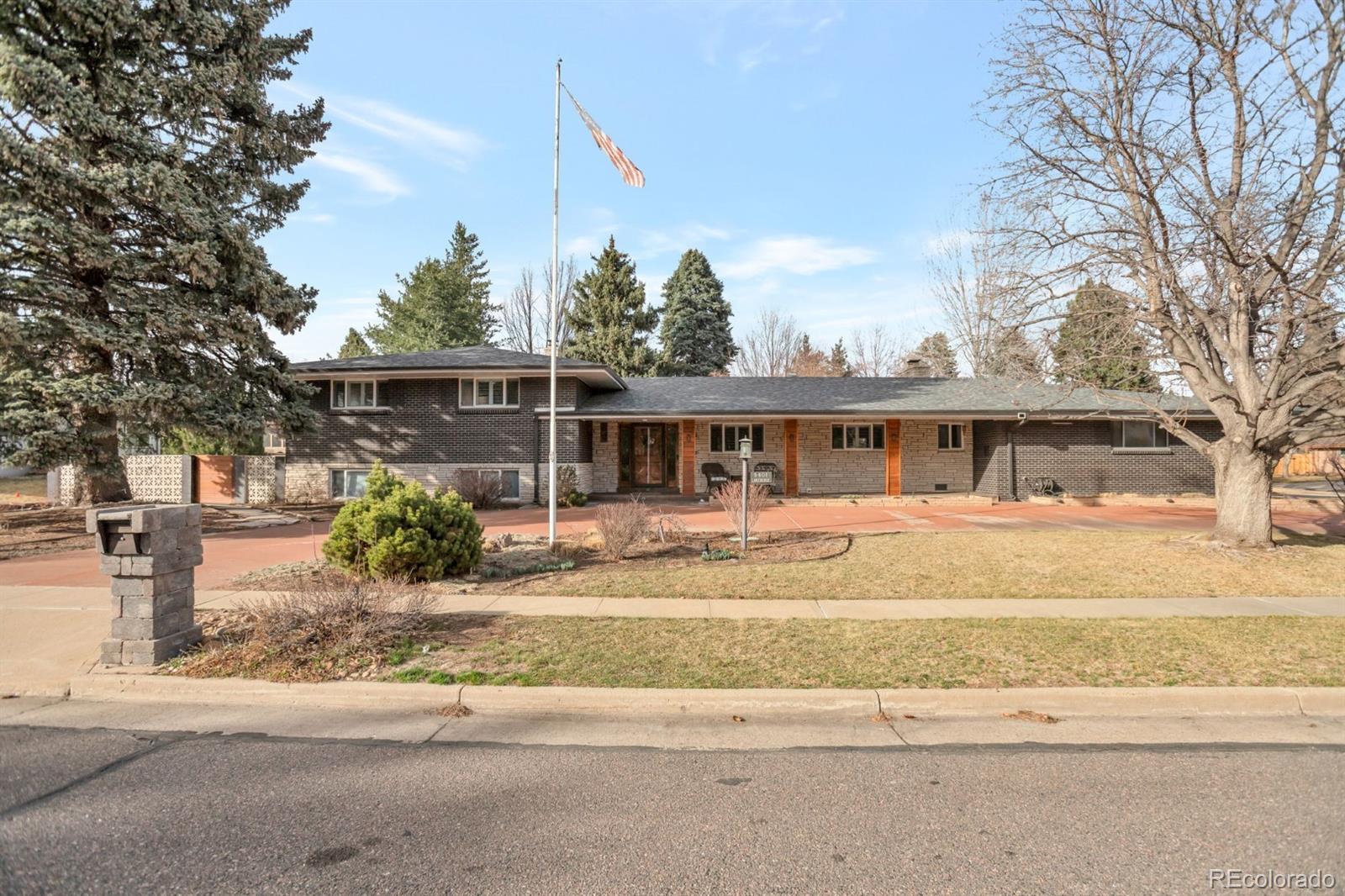 Thraemoor Lakewood Home | MLS #: 50896715401 W Lakeridge Road, Lakewood Beds: 4 Baths: 4 Price: $1,049,990