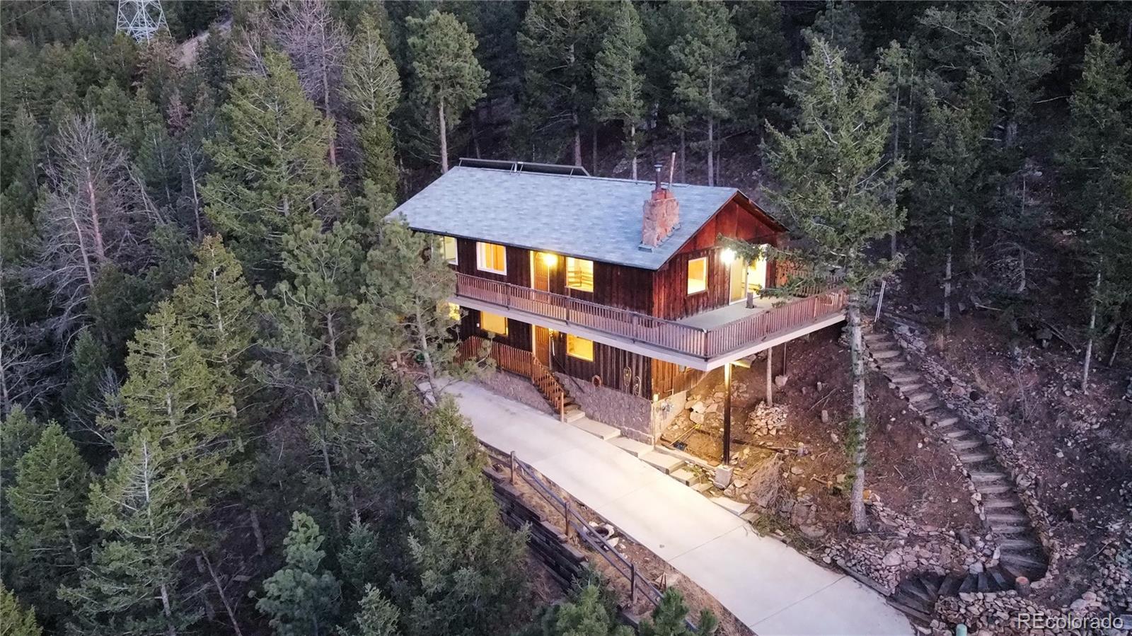 305 divide view drive, Idaho Springs sold home. Closed on 2026-04-22 for $600,000.
