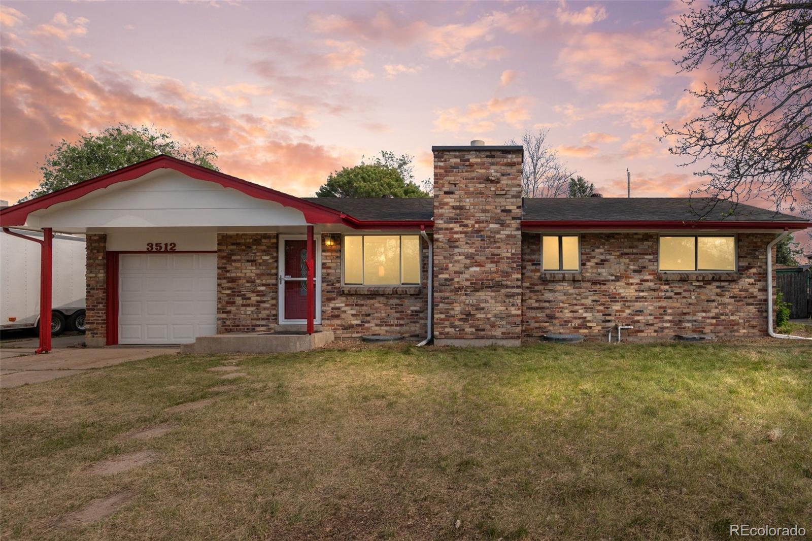 Kassler Littleton Home | MLS #: 49176383512 W Patterson Place, Littleton Beds: 3 Baths: 2 Price: $550,000