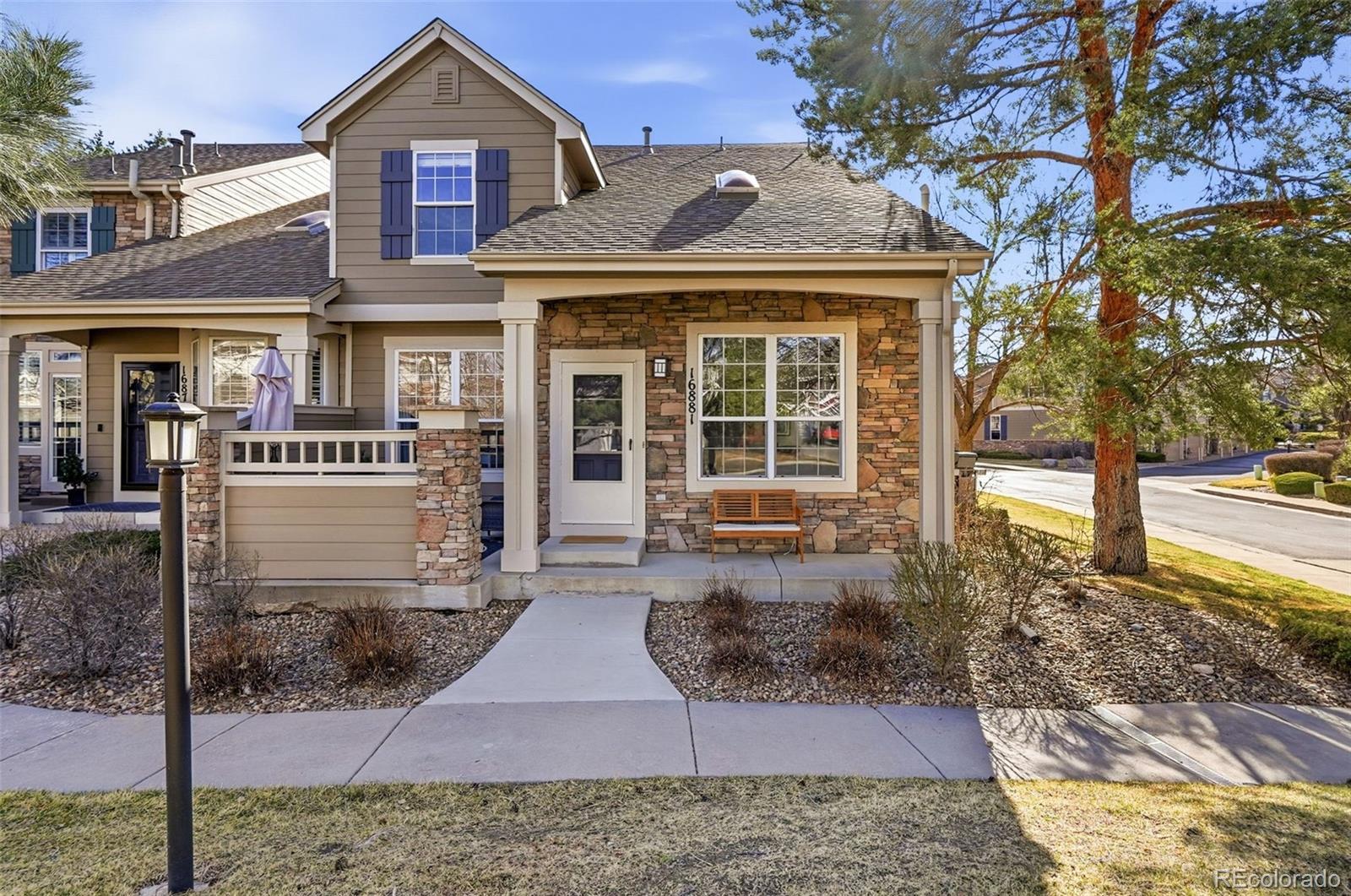 16881 w 63rd place, Arvada sold home. Closed on 2026-04-22 for $617,500.