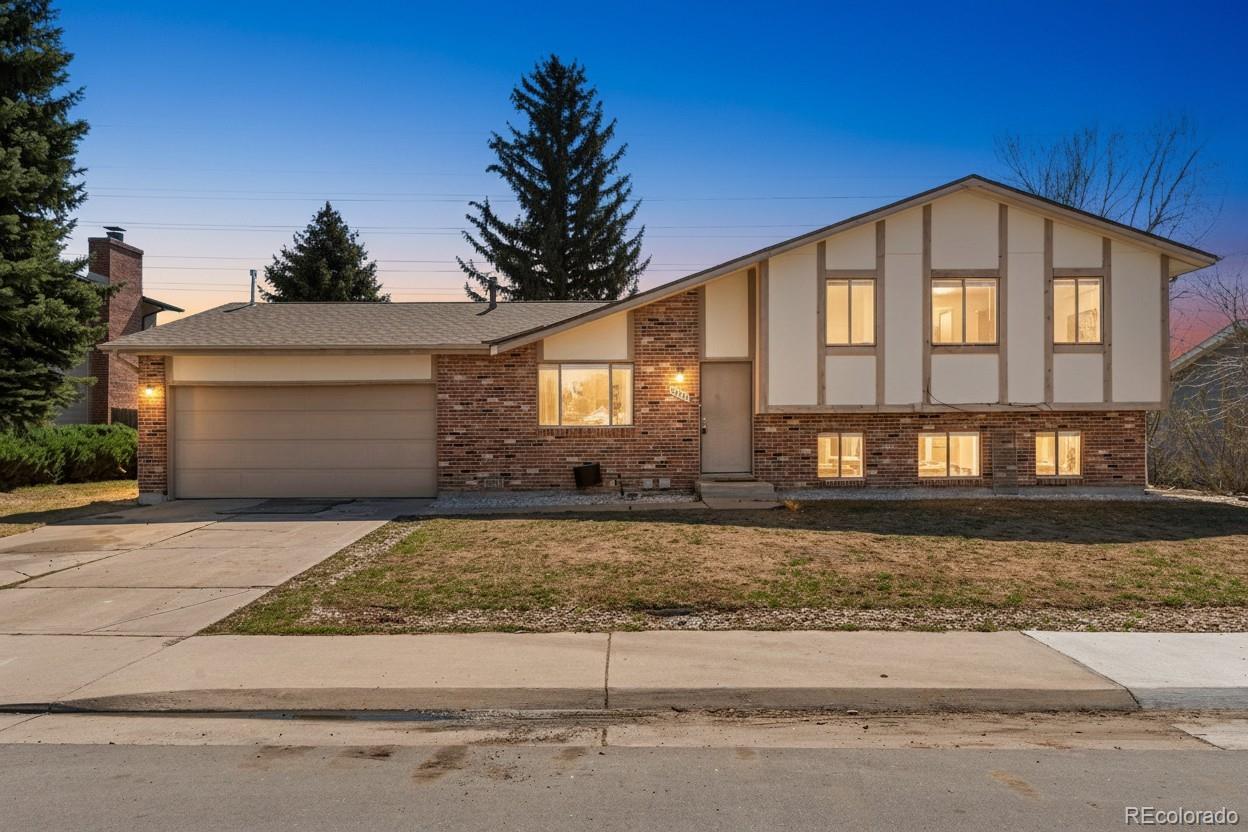 Stone Ridge Aurora Home | MLS #: 648815616666 E Bails Place, Aurora Beds: 4 Baths: 2 Price: $405,000