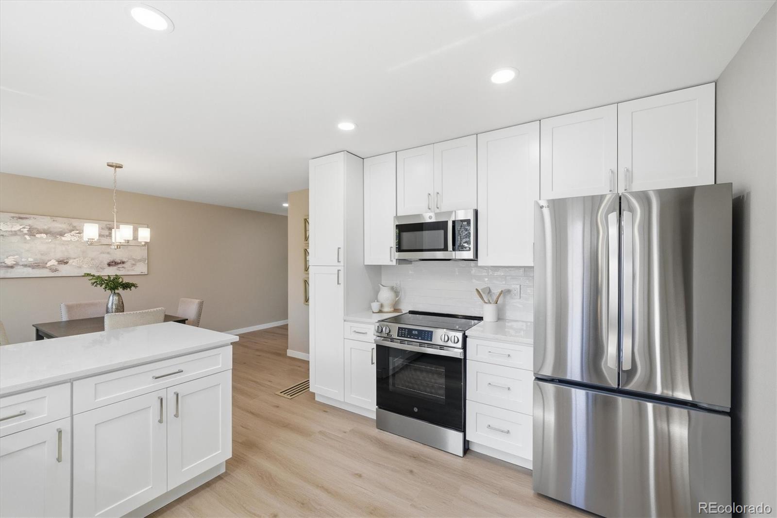 Cherry Creek Denver Condo / Townhome | MLS #: 99823018862 E Amherst Drive A, Denver Beds: 3 Baths: 2 Price: $540,000