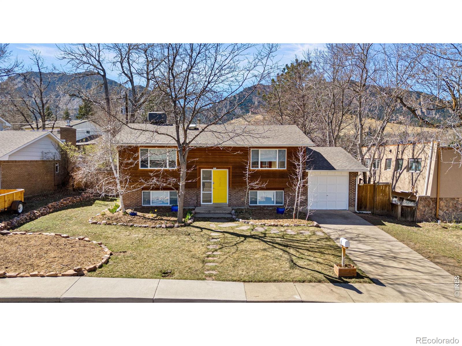  Boulder Home | MLS #: 45678910544302820  Colby Drive, Boulder Beds: 4 Baths: 2 Price: $1,250,000