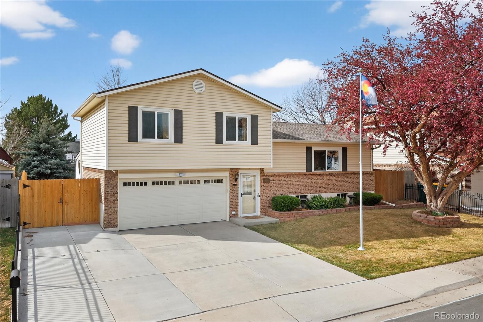 Sheridan Green Westminster Home | MLS #: 66192256122 W 113th Avenue, Westminster Beds: 3 Baths: 3 Price: $550,000