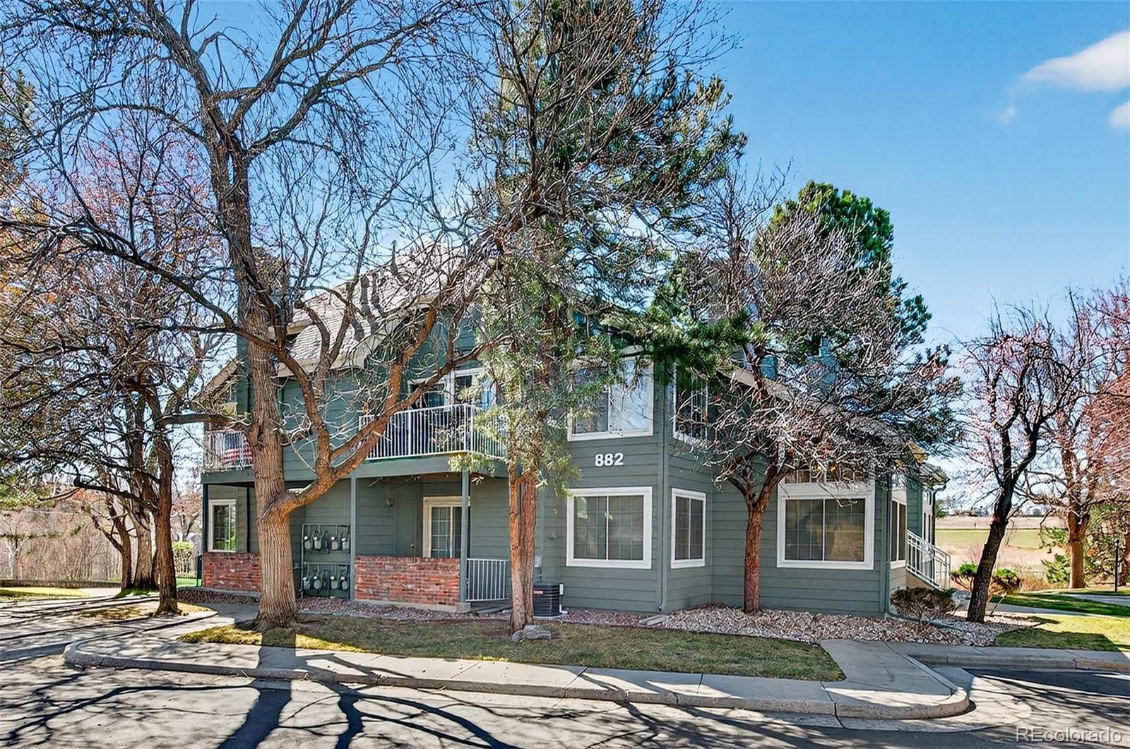 Waterside Lakewood Condo / Townhome | MLS #: 1627429882 S Reed Court E, Lakewood Beds: 2 Baths: 1 Price: $315,000