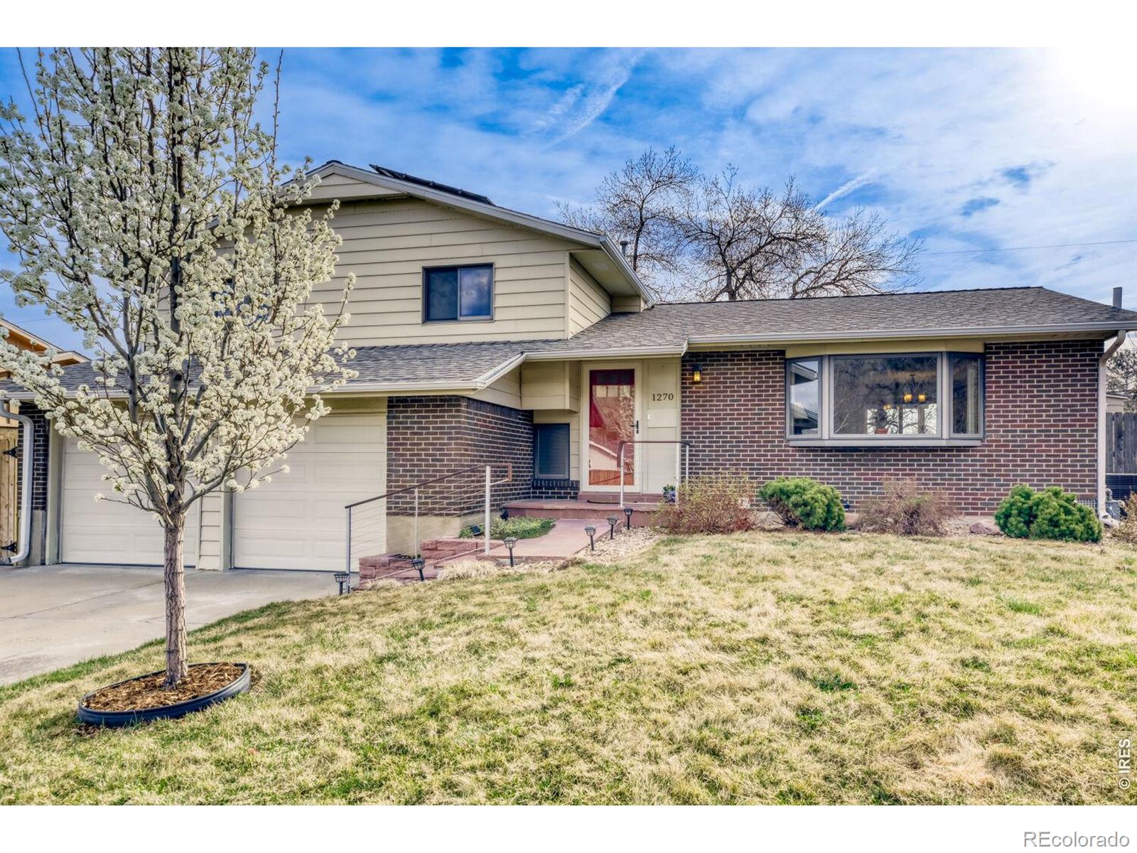 Table Mesa Boulder Home | MLS #: 45678910545841270  Lehigh Street, Boulder Beds: 3 Baths: 3 Price: $995,000