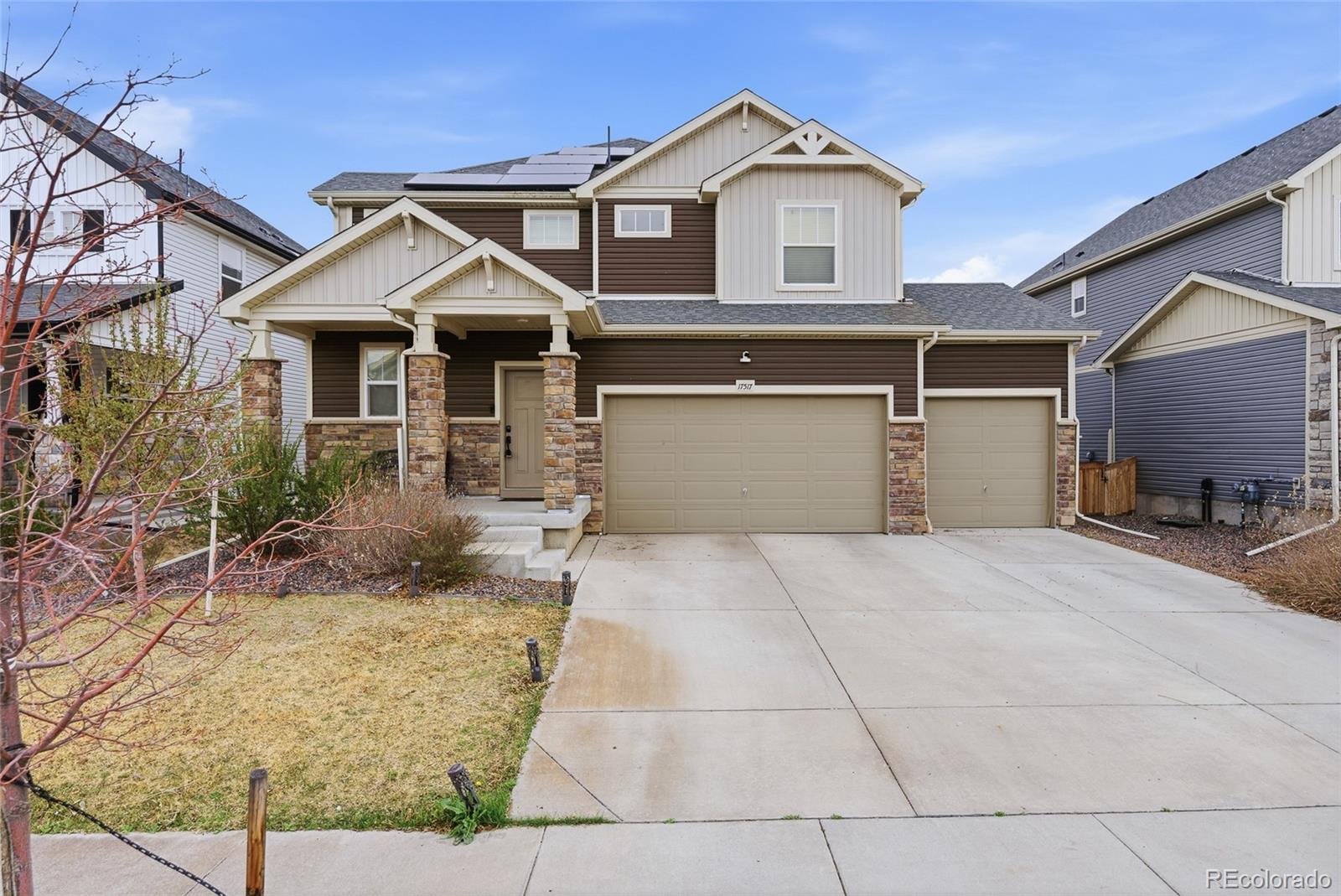  Commerce City Home | MLS #: 211309617517 E 103rd Avenue, Commerce City Beds: 4 Baths: 4 Price: $560,000