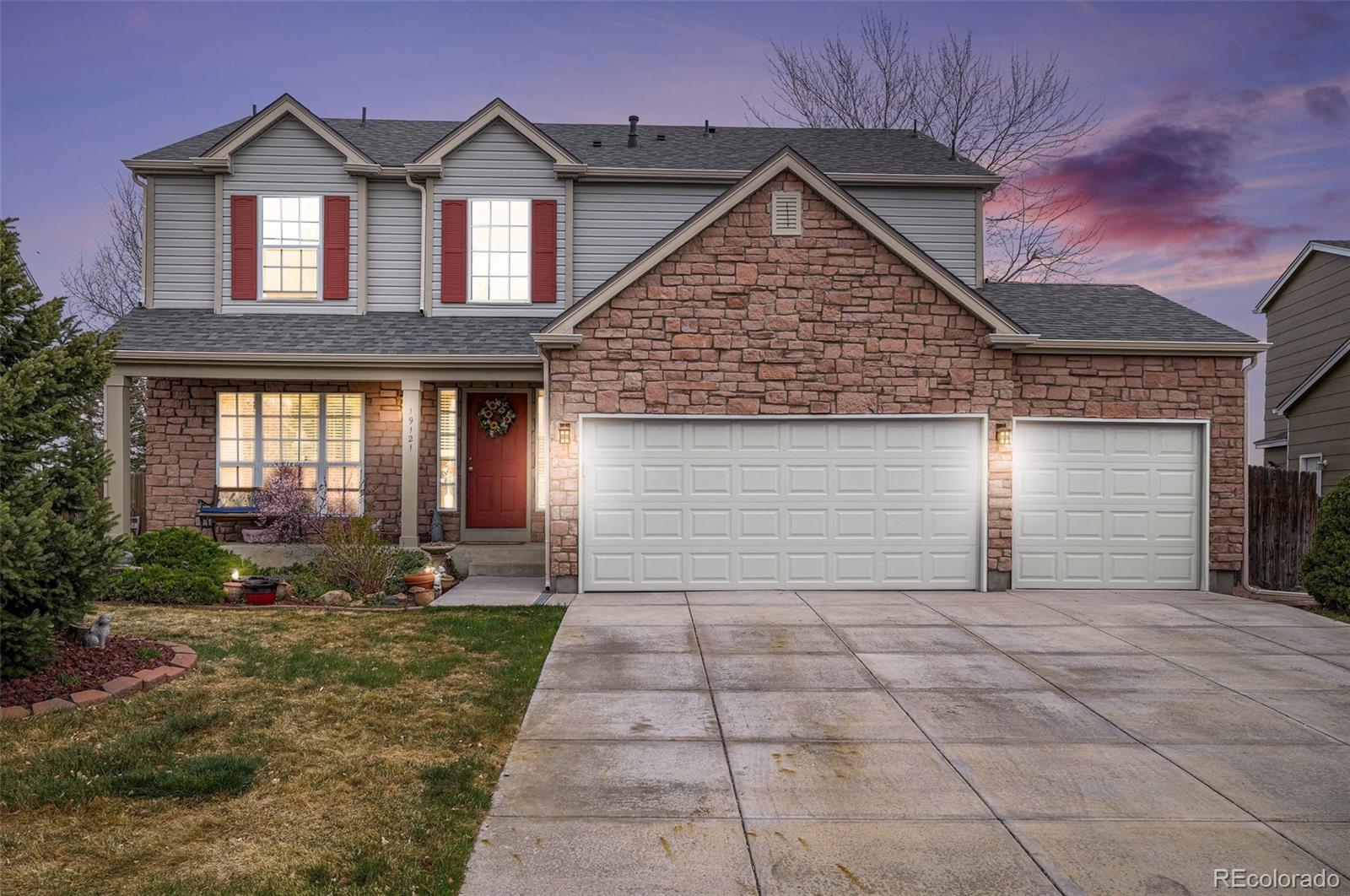 19121 e hampden drive, Aurora sold home. Closed on 2026-04-28 for $559,400.