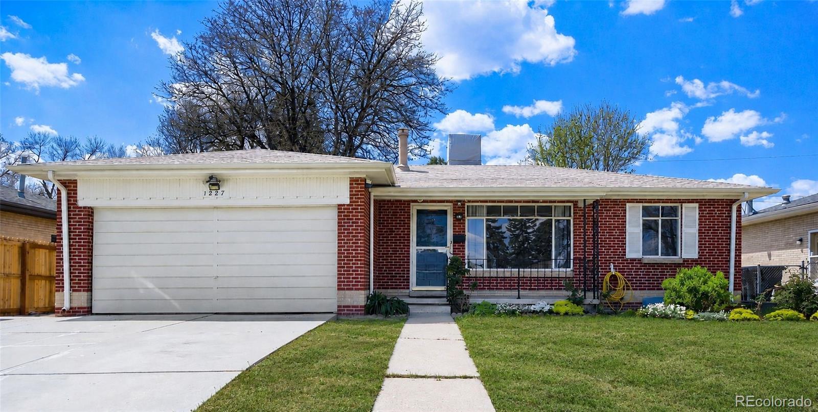 Cloverdale Lakewood Home | MLS #: 39688691227 S Harlan Street, Lakewood Beds: 4 Baths: 2 Price: $534,000