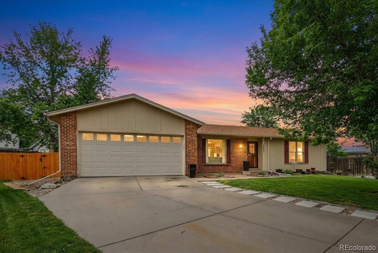 Aurora Highlands Aurora Home | MLS #: 452245317701 E Kansas Place, Aurora Beds: 3 Baths: 2 Price: $425,000