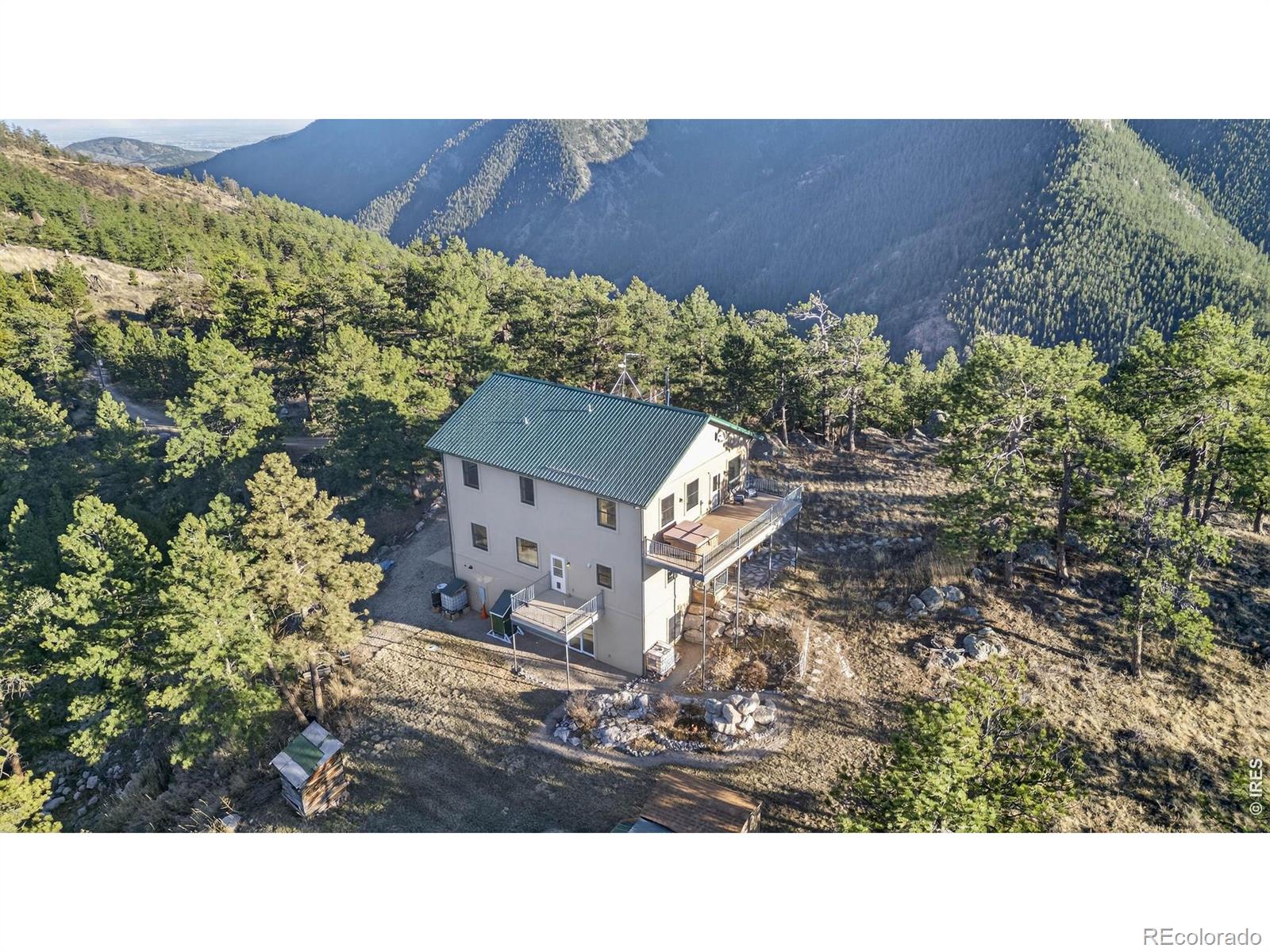 100 snow top drive, Drake sold home. Closed on 2026-07-15 for $757,500.