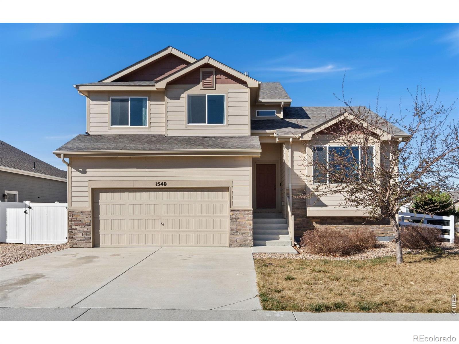  Severance Home | MLS #: 45678910546621540  Water Vista Lane, Severance Beds: 3 Baths: 3 Price: $435,000