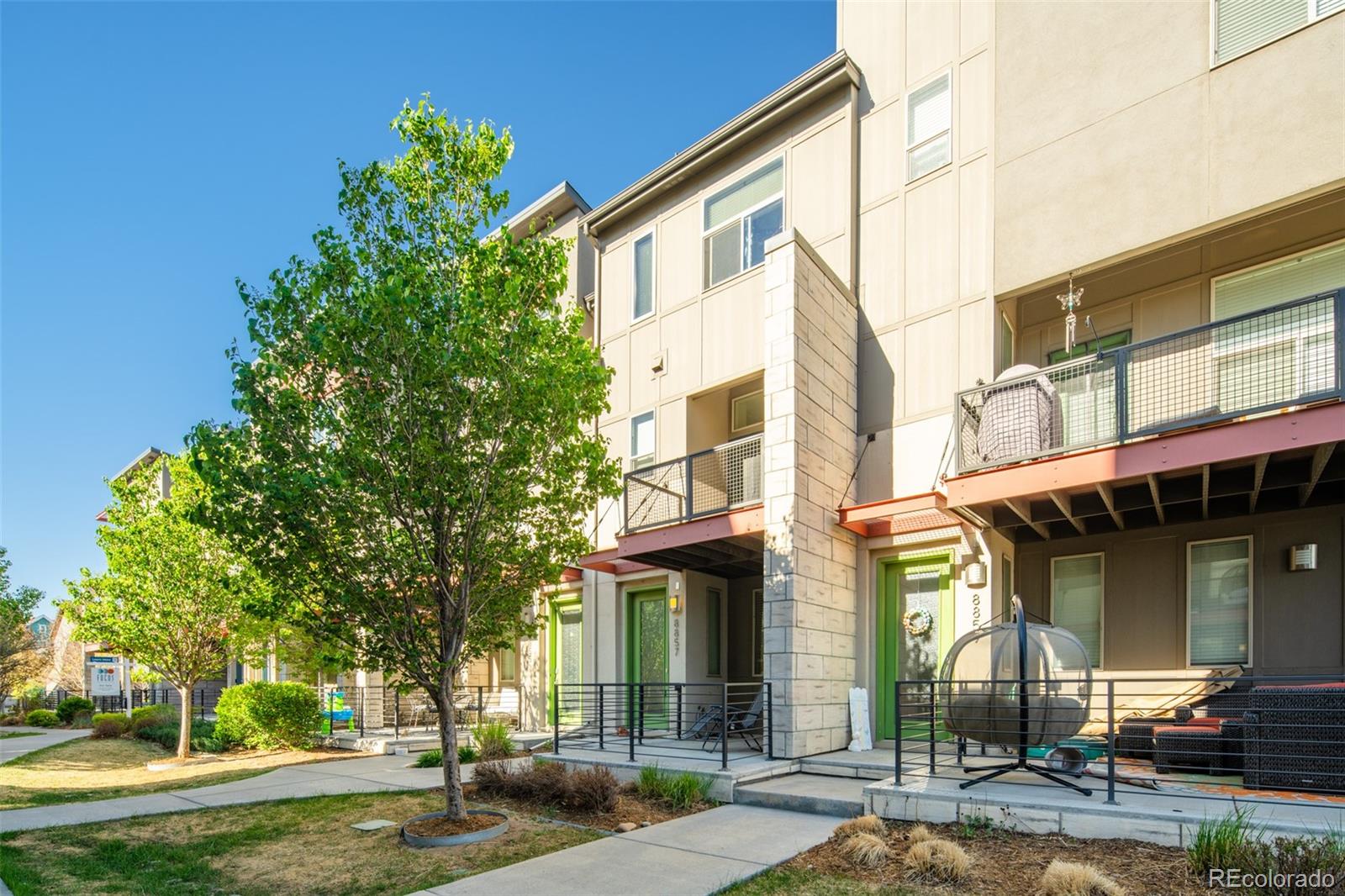 Central Park Denver Condo / Townhome | MLS #: 26192528857 E 55th Avenue , Denver Beds: 2 Baths: 2 Price: $249,541