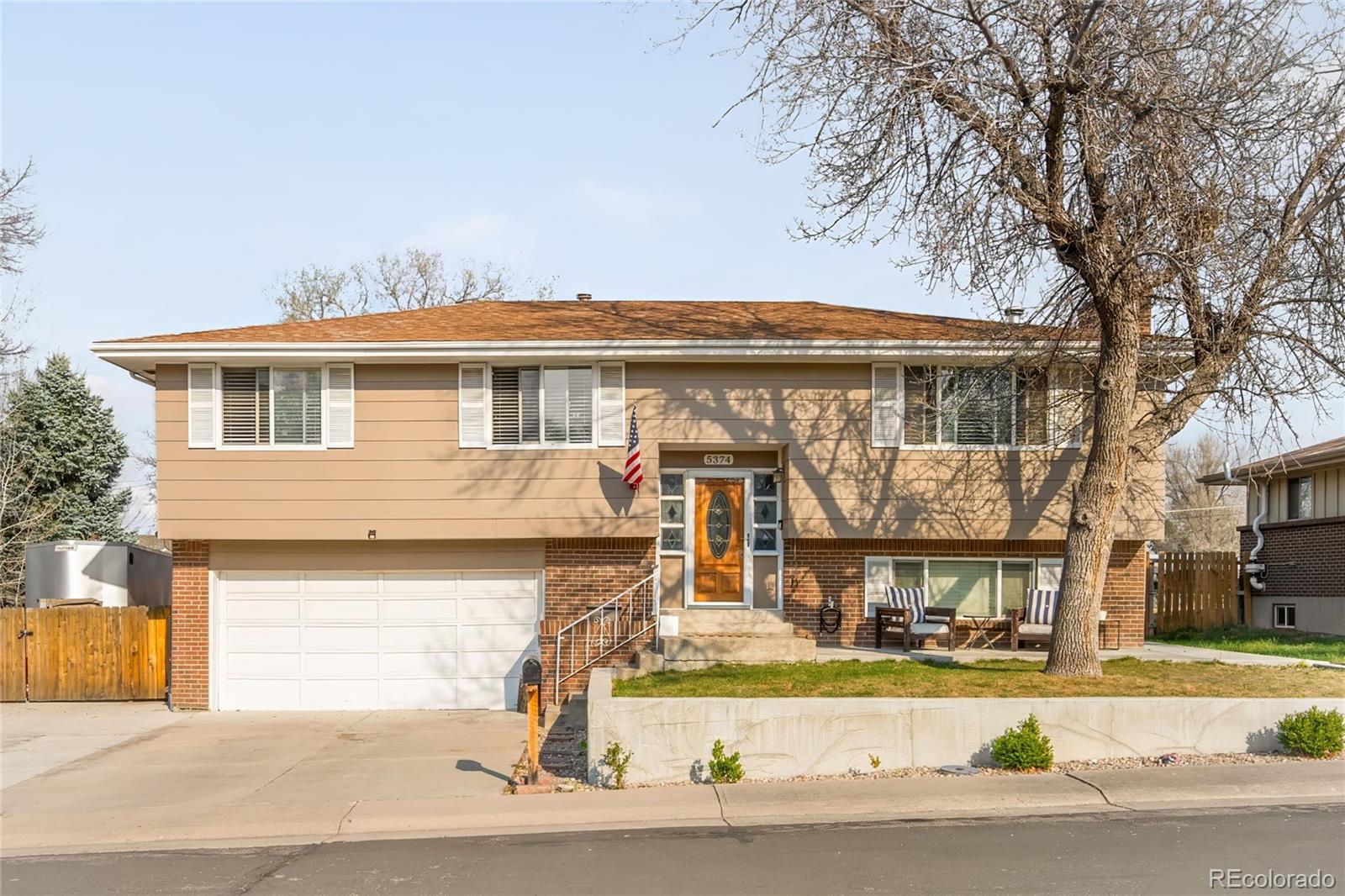 5374  alkire street, Arvada sold home. Closed on 2026-04-29 for $595,000.