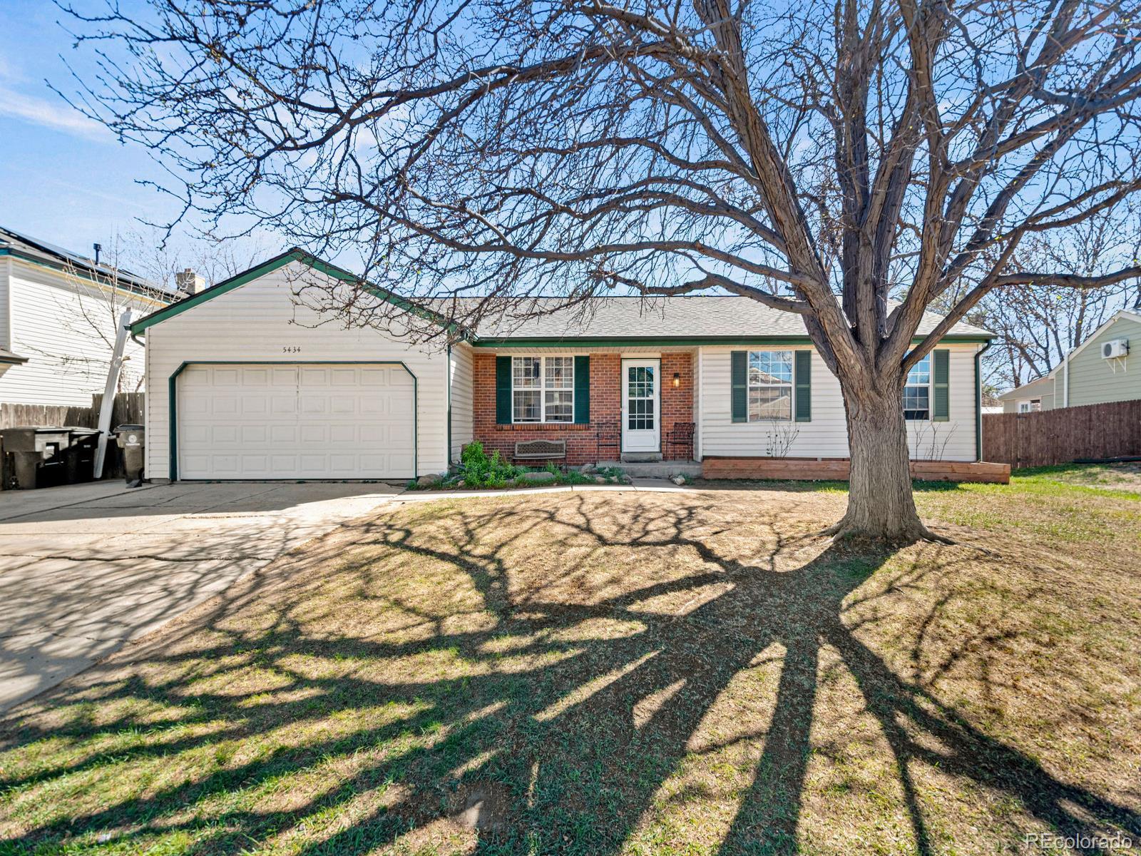 5434 e 113th avenue, Thornton sold home. Closed on 2026-05-08 for $415,000.