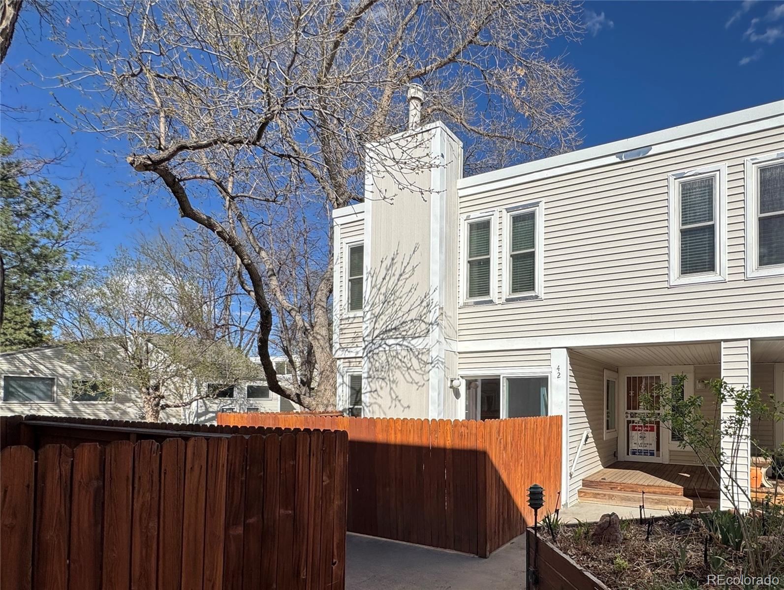 Virginia Village Denver Condo / Townhome | MLS #: 52187911050 S Monaco Parkway 42, Denver Beds: 3 Baths: 3 Price: $375,000