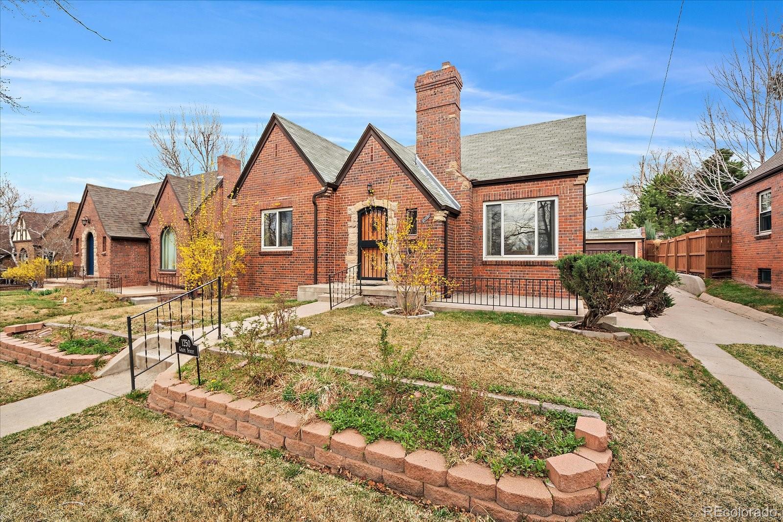 1250  grape street, Denver sold home. Closed on 2026-04-24 for $657,000.