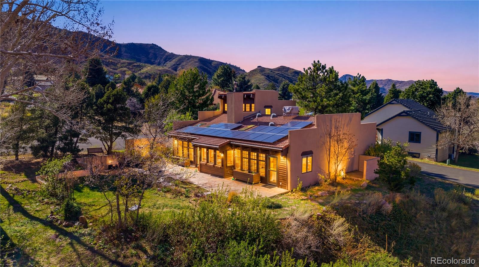 10816  snow cloud trail, Littleton sold home. Closed on 2026-04-30 for $725,000.