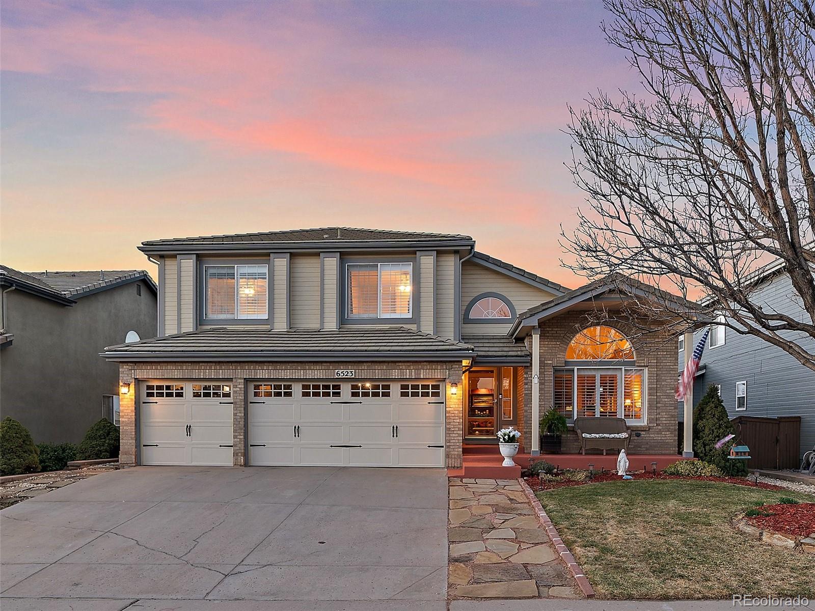  Highlands Ranch Home | MLS #: 19125576523  Shannon Trail, Highlands Ranch Beds: 4 Baths: 4 Price: $850,000