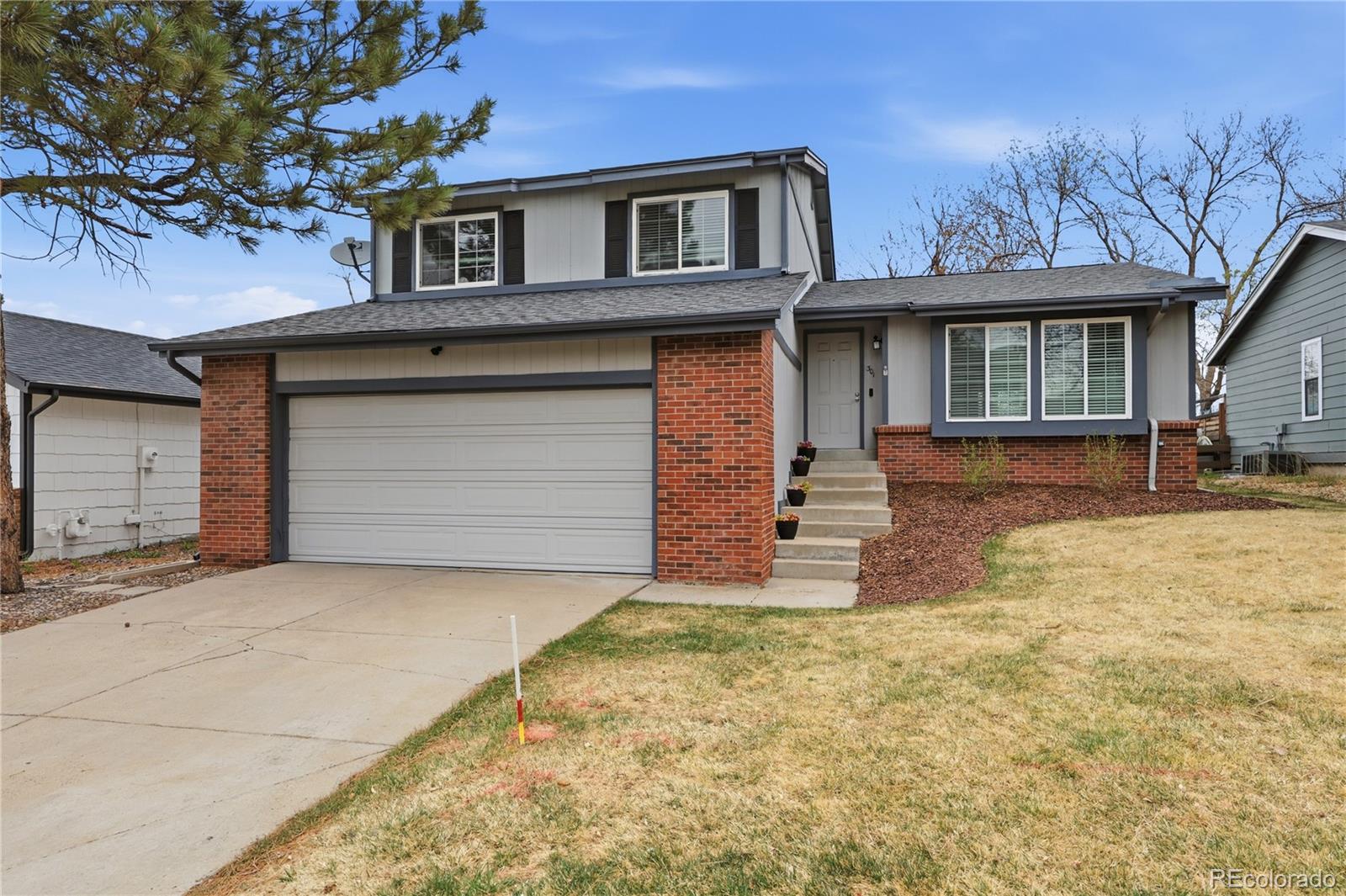  Highlands Ranch Home | MLS #: 7363584301  Mountain Cloud Circle, Highlands Ranch Beds: 4 Baths: 2 Price: $625,000