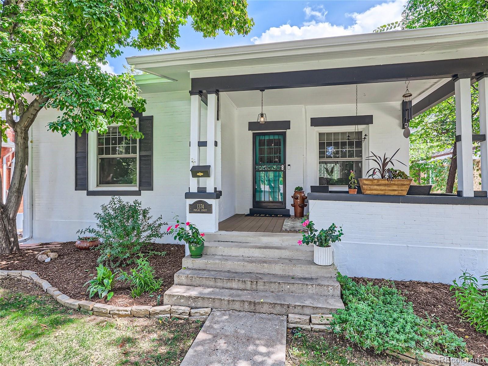 1374  poplar street, Denver sold home. Closed on 2026-04-29 for $715,000.