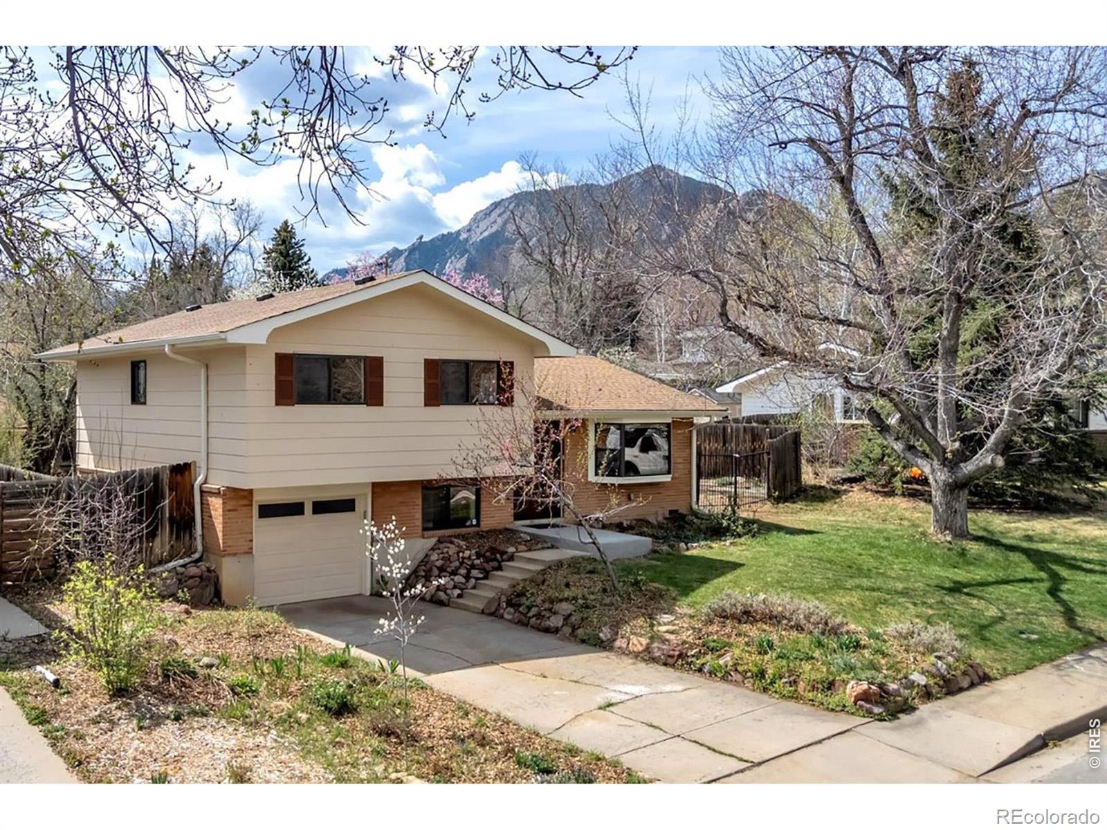 Table Mesa Boulder Home | MLS #: 4567891055080650  Hartford Drive, Boulder Beds: 3 Baths: 2 Price: $925,000