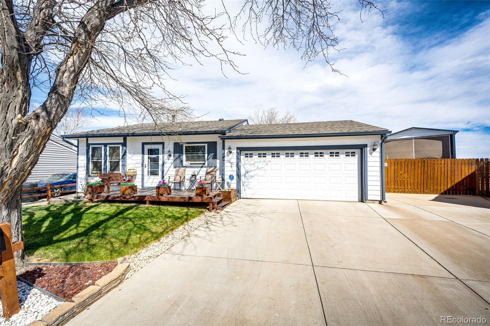  Aurora Home | MLS #: 848707620571 E Coolidge Place, Aurora Beds: 3 Baths: 2 Price: $455,900