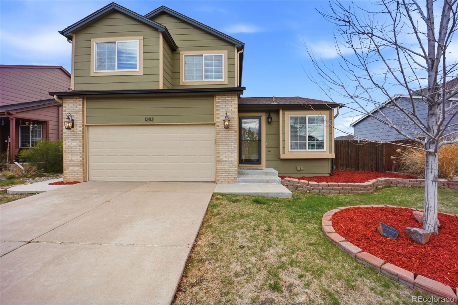 Founders Village Castle Rock Home | MLS #: 94473891282  Parsons Avenue, Castle Rock Beds: 4 Baths: 4 Price: $525,000