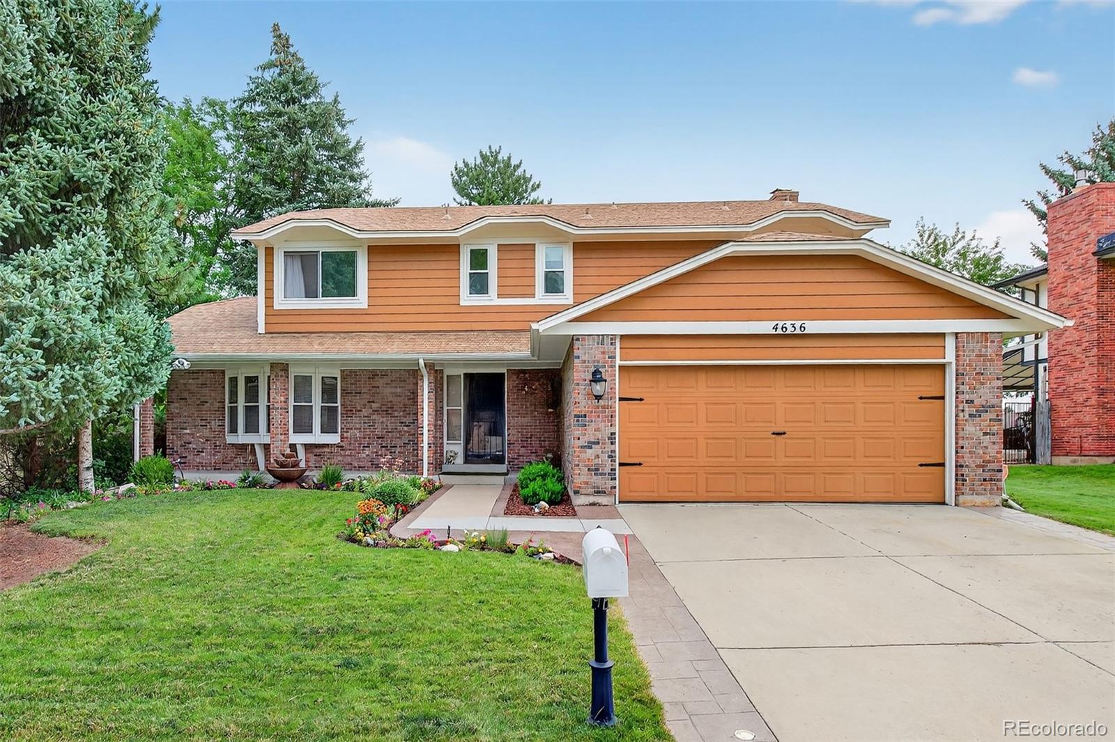 Bow Mar Heights Denver Home | MLS #: 40781994636 S Yates Street, Denver Beds: 5 Baths: 4 Price: $752,000