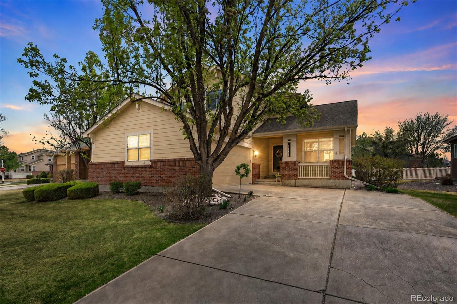  Broomfield Home | MLS #: 846179012651  James Circle, Broomfield Beds: 3 Baths: 3 Price: $599,000