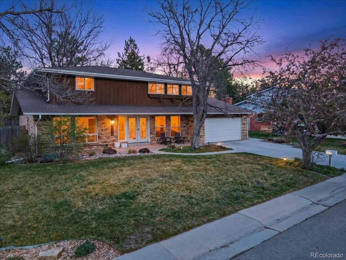 Columbine Knolls Littleton Home | MLS #: 16541317156 S Kendall Boulevard, Littleton Beds: 4 Baths: 3 Price: $885,000