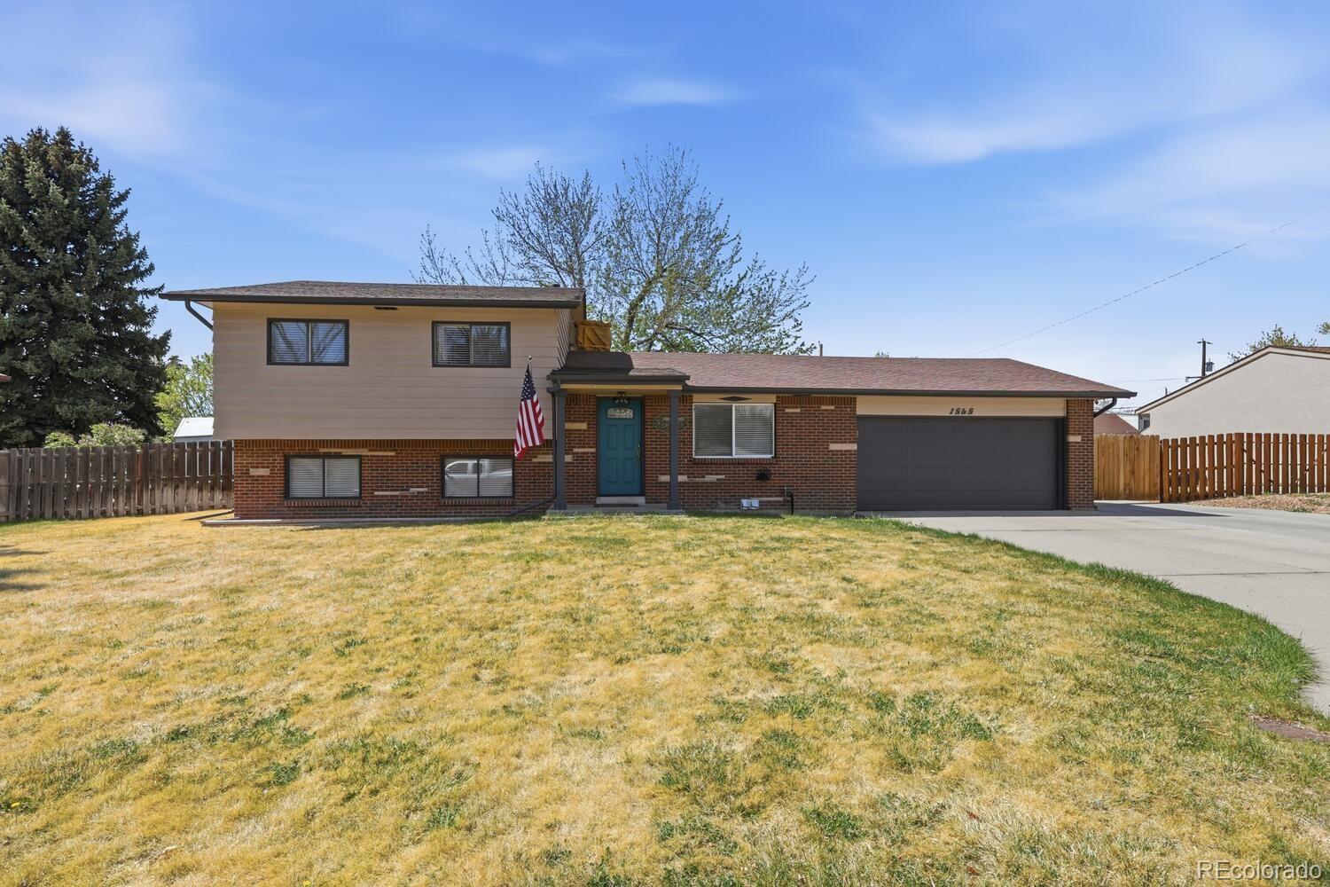  Lakewood Home | MLS #: 29267351565 S Otis Street, Lakewood Beds: 3 Baths: 2 Price: $775,000
