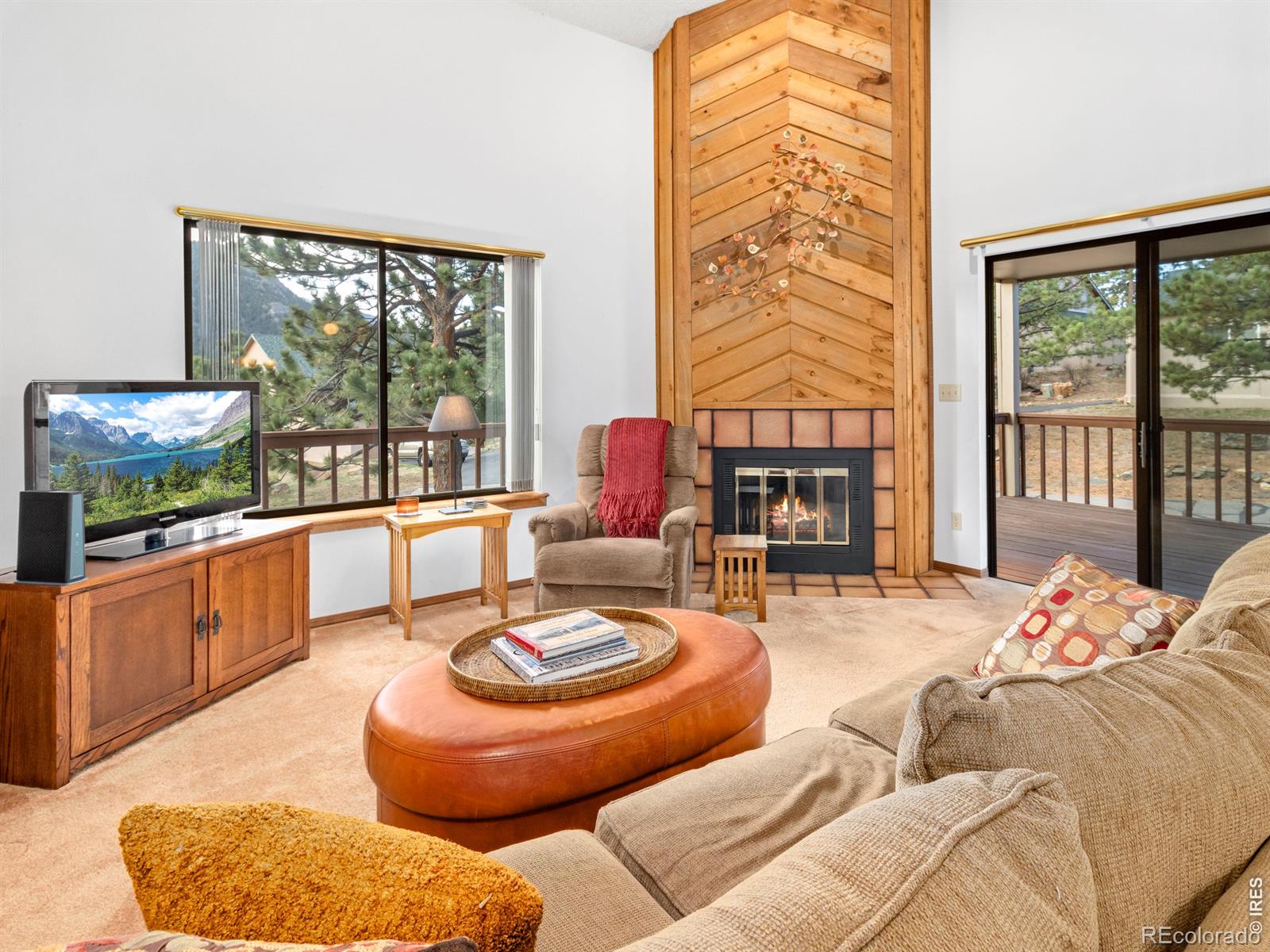 321 big horn drive, Estes Park sold home. Closed on 2026-06-12 for $435,000.
