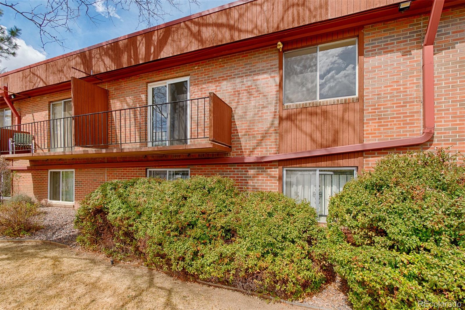  Lakewood Condo / Townhome | MLS #: 785256110115 W 25th Avenue 16, Lakewood Beds: 2 Baths: 1 Price: $225,000